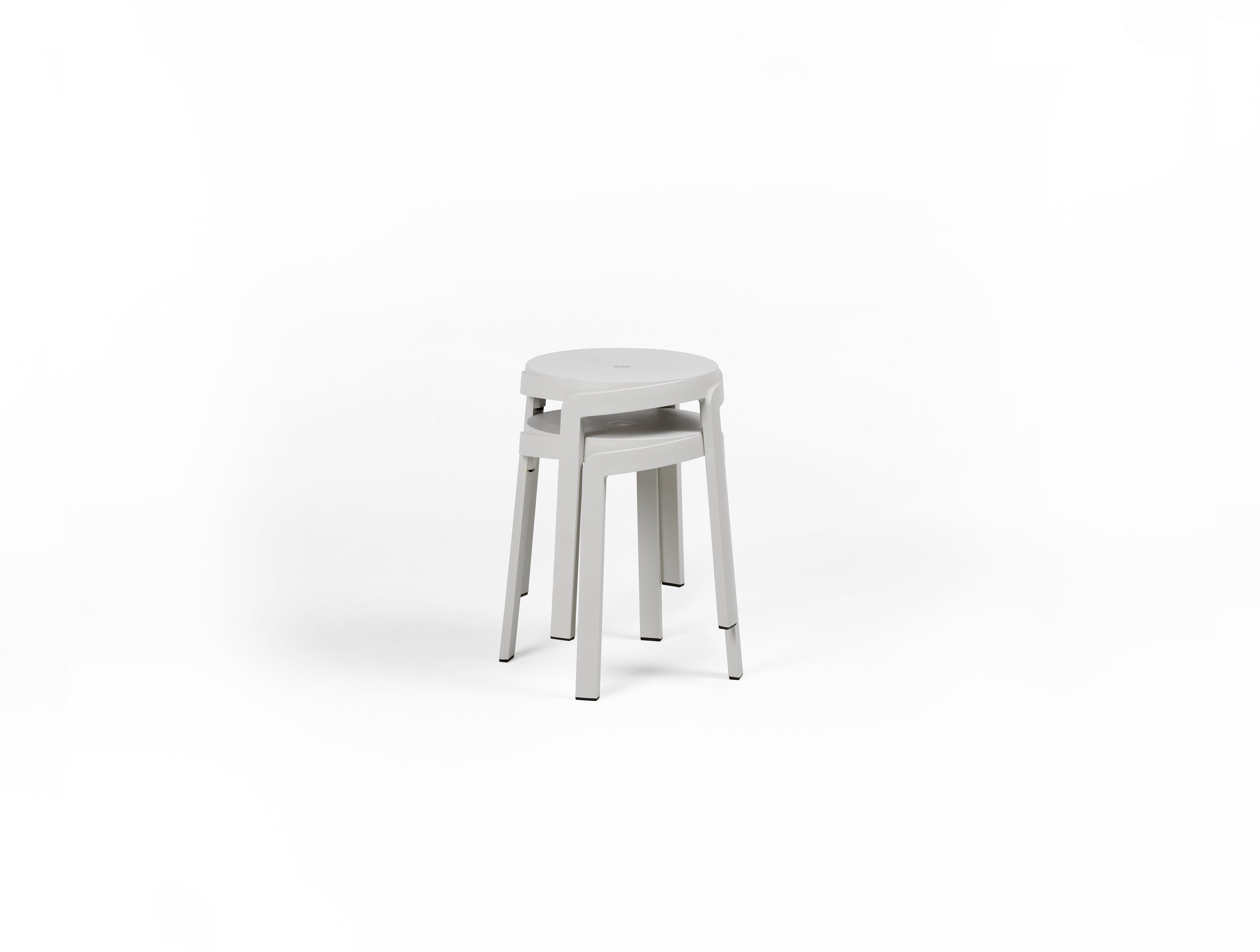 Hocker für den Außenbereich STACK kreidefarben