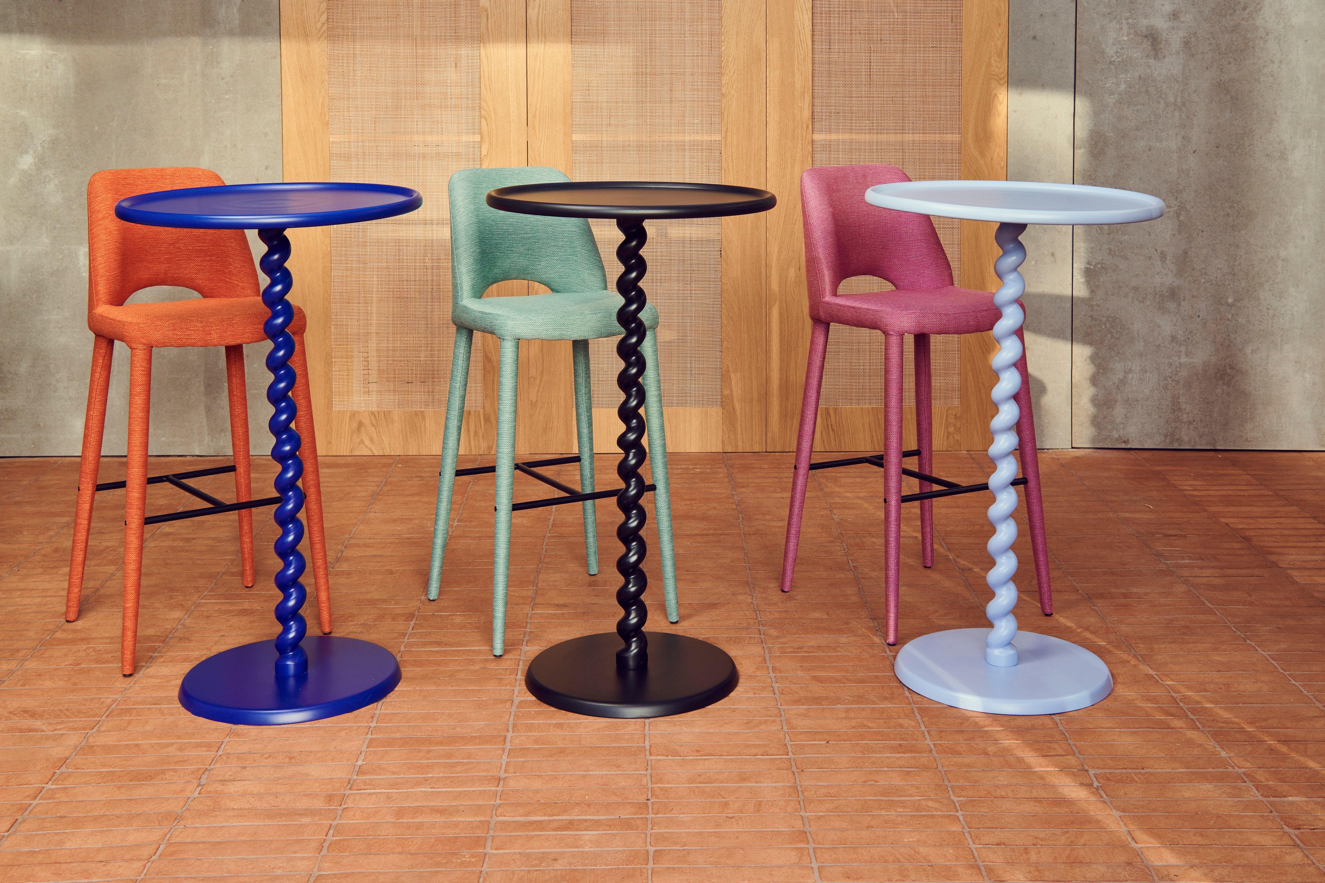 Stół barowy TWISTER błękitny Pols Potten Eye on Design