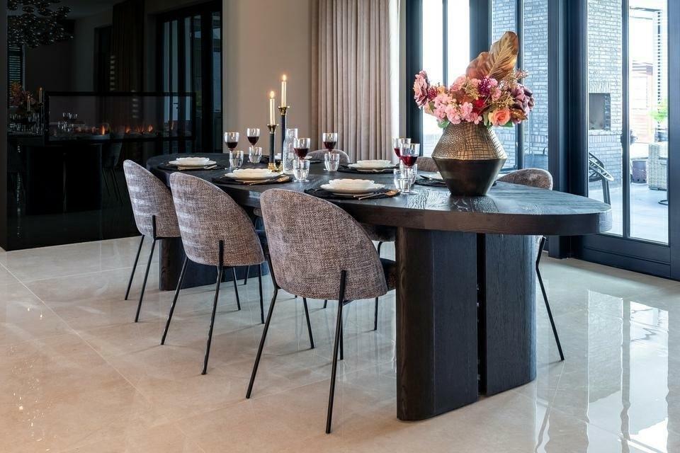 Stół LILLY czarne drewno dębowe Richmond Interiors Eye on Design