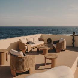 Stół ogrodowy XORIGUER drewno eukaliptusowe La Forma Eye on Design