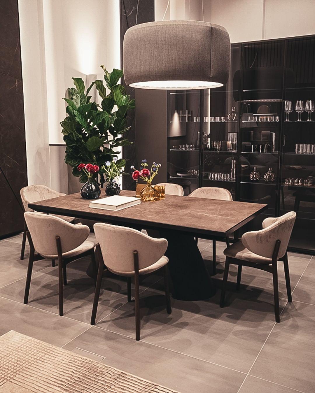 Stół prostokątny rozkładany APIAN ciemnoszara ceramika Calligaris Eye on Design