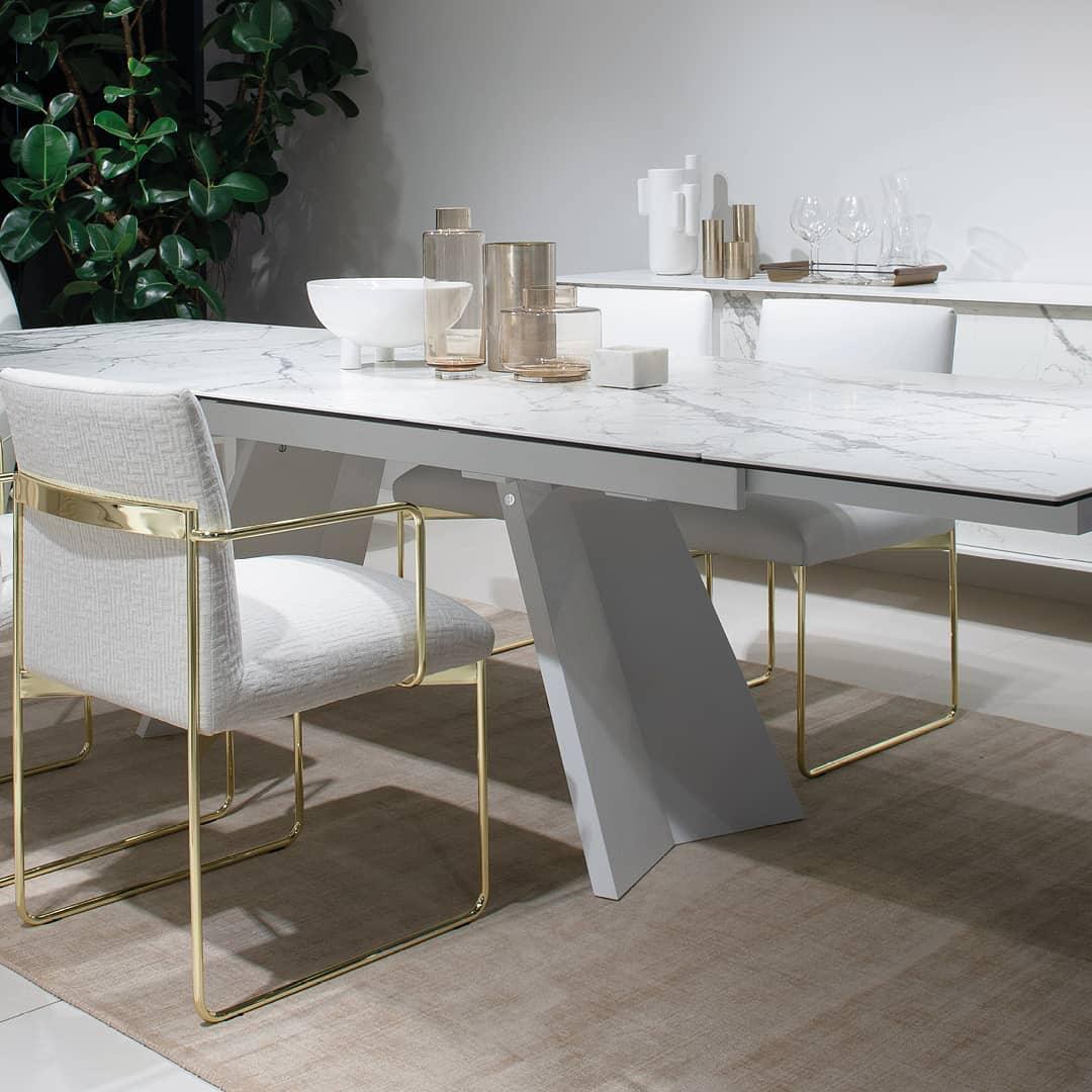 Stół rozkładany ICARO złoty marmur – drewno, Calligaris