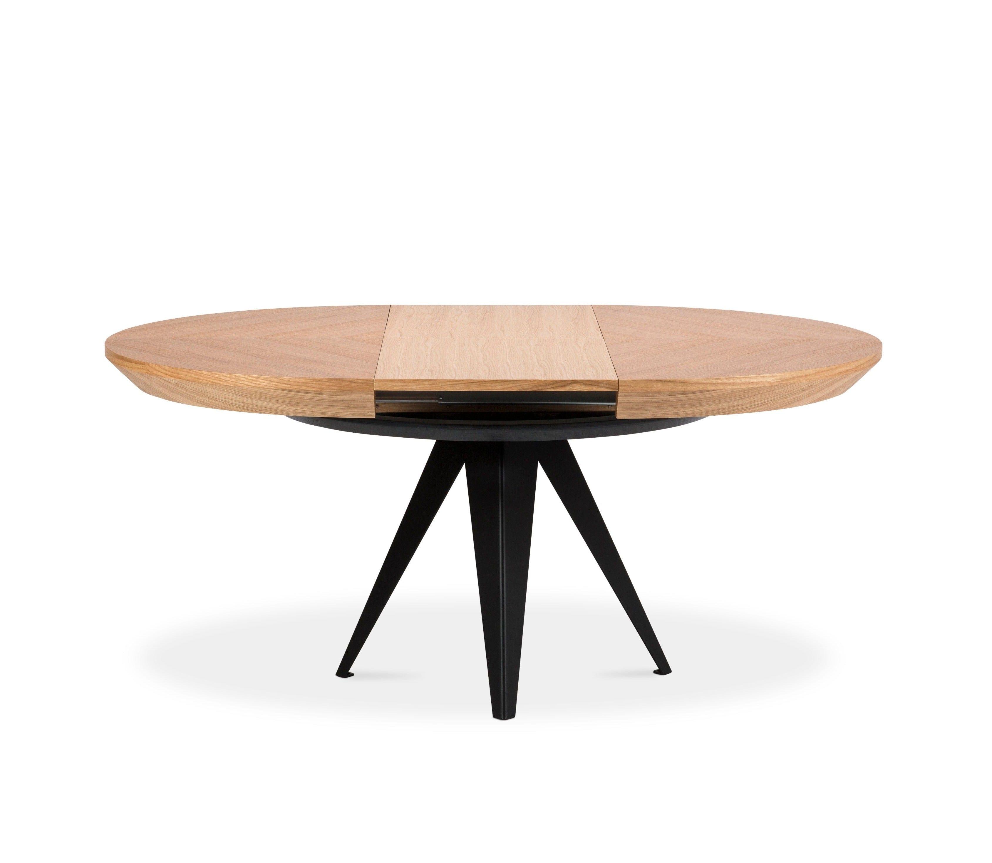 Stół rozkładany z drewna dębowego MAGNUS z czarną podstawą Windsor & Co Eye on Design