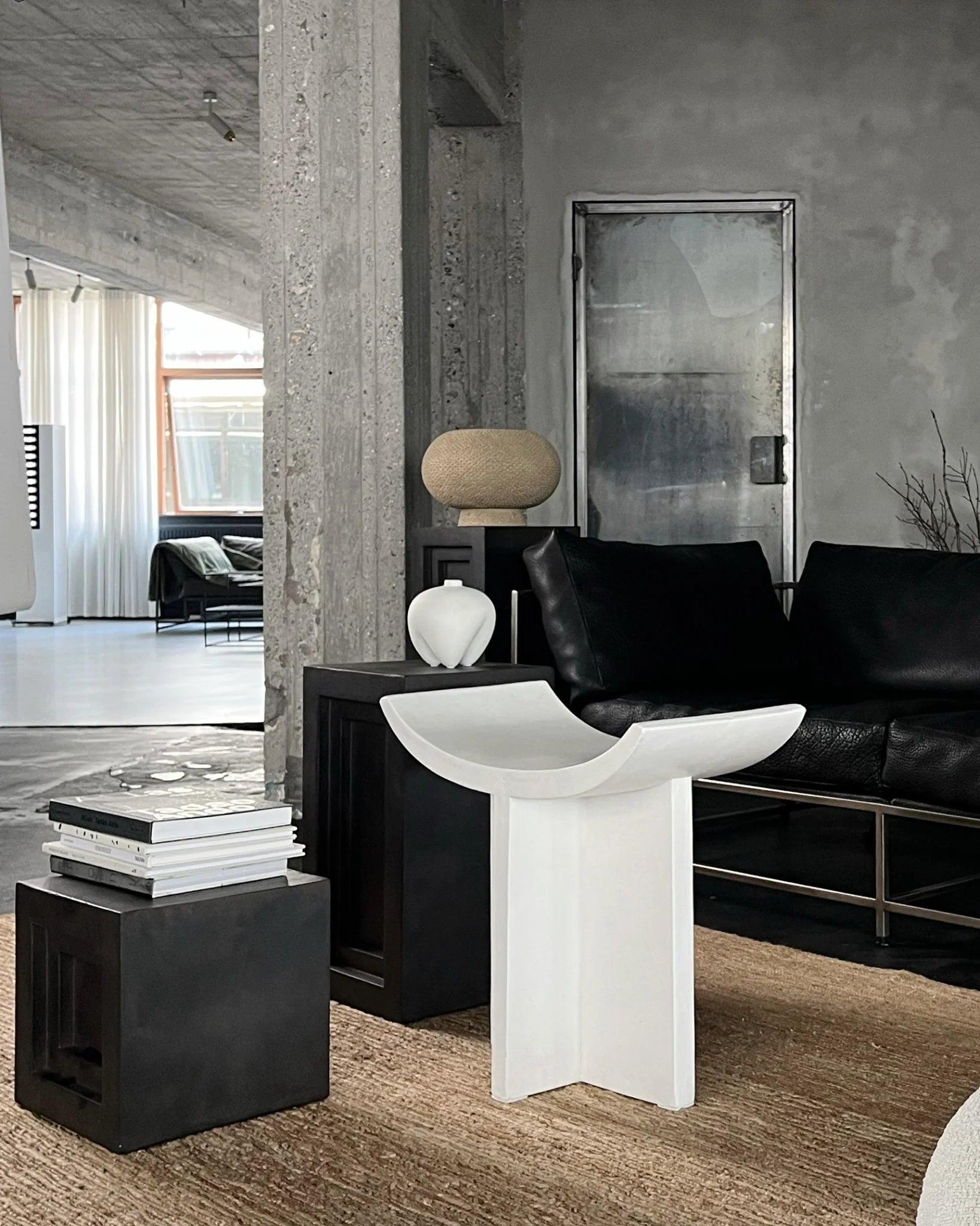 Stołek BRUTUS biały 101 Copenhagen Eye on Design