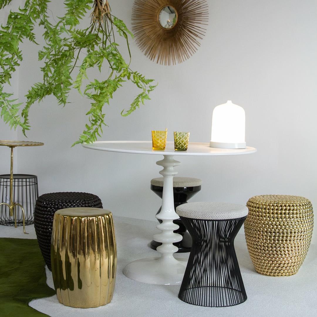 Stołek CURVY złoty Pols Potten Eye on Design