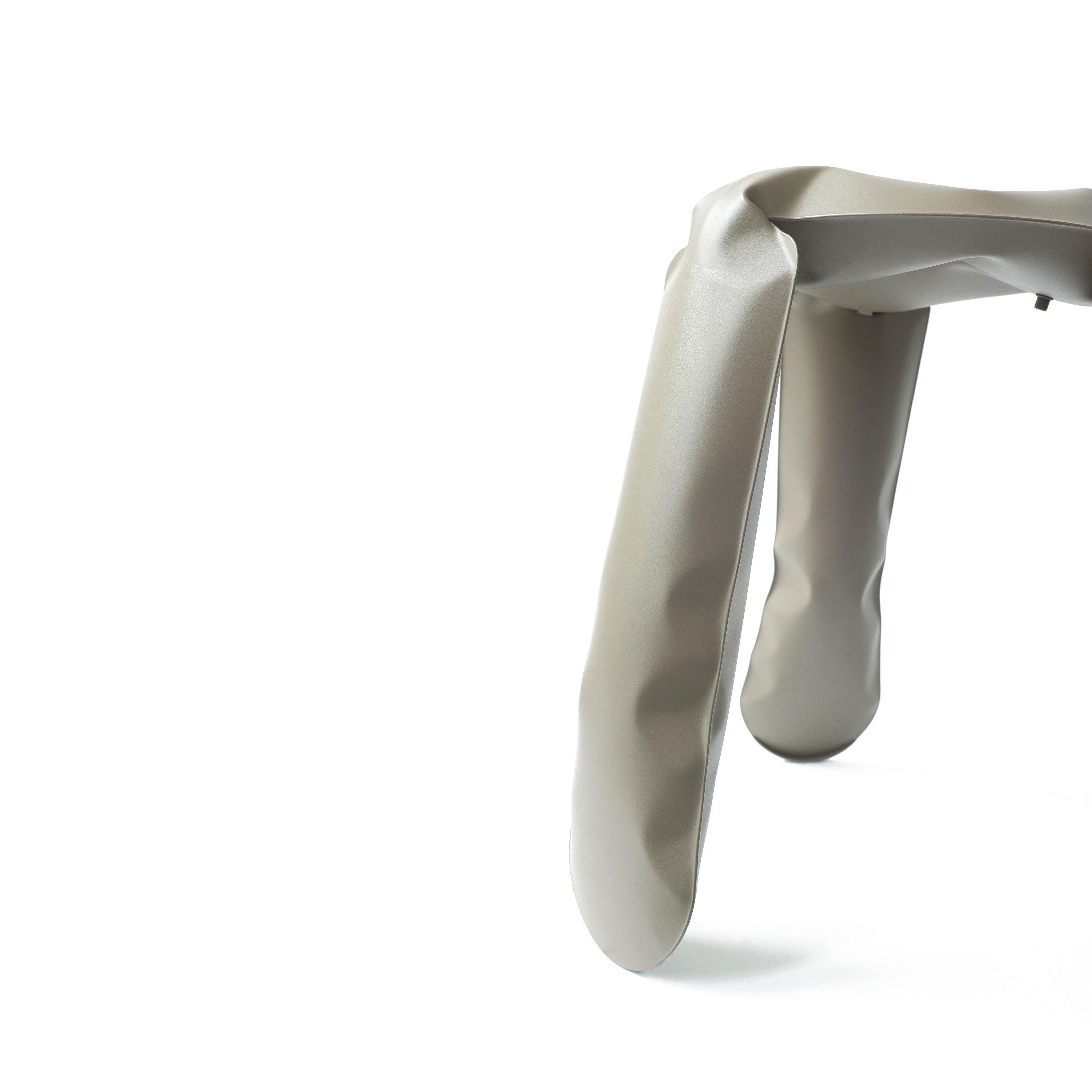 Stołek PLOPP beżowy mat Zieta Studio Eye on Design