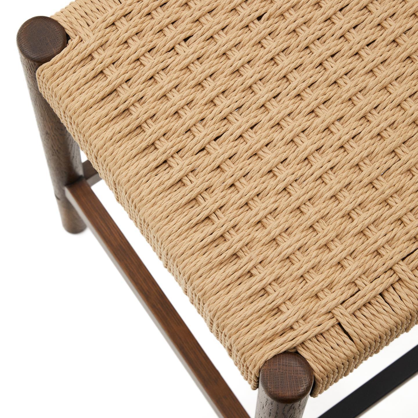 Stołek YALIA orzechowe drewno dębowe La Forma Eye on Design