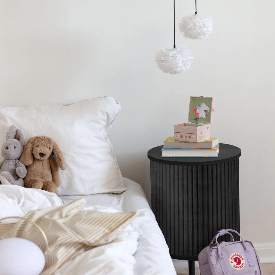 Stolik boczny AUDACIOUS węglowy z czarnym dębem UMAGE Eye on Design