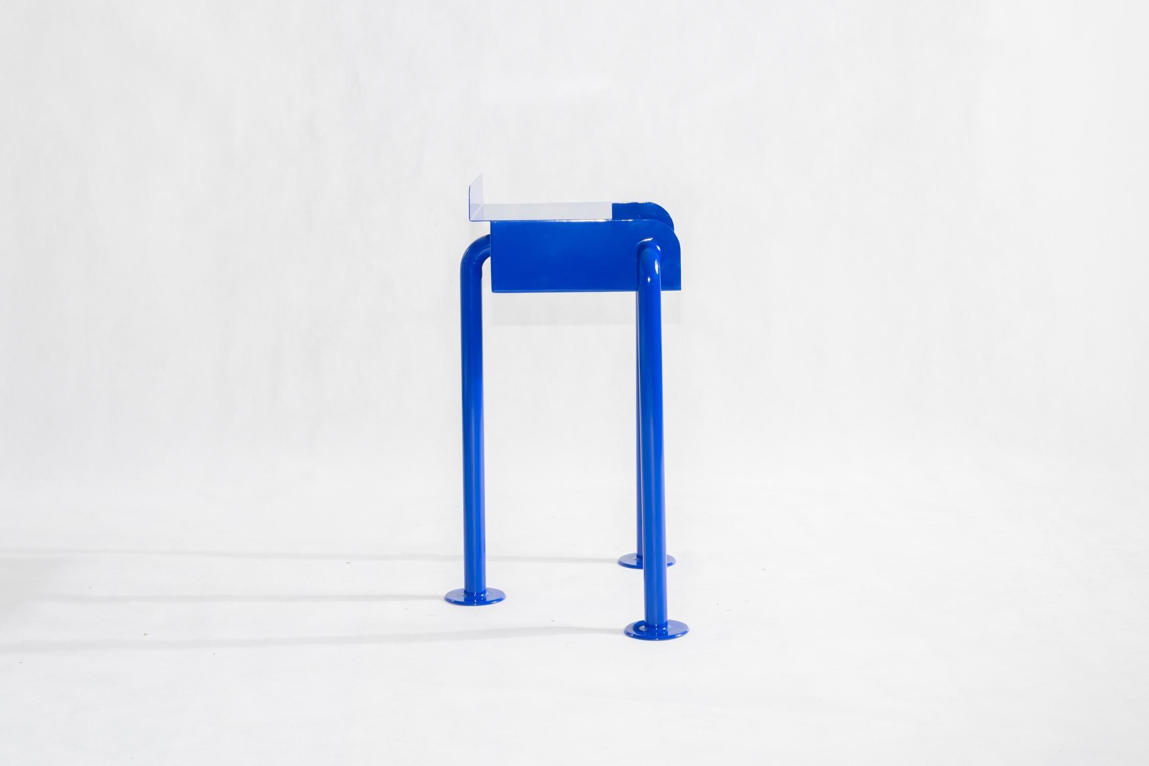 Stolik boczny CYBORG stalowy Mati Sipiora Eye on Design