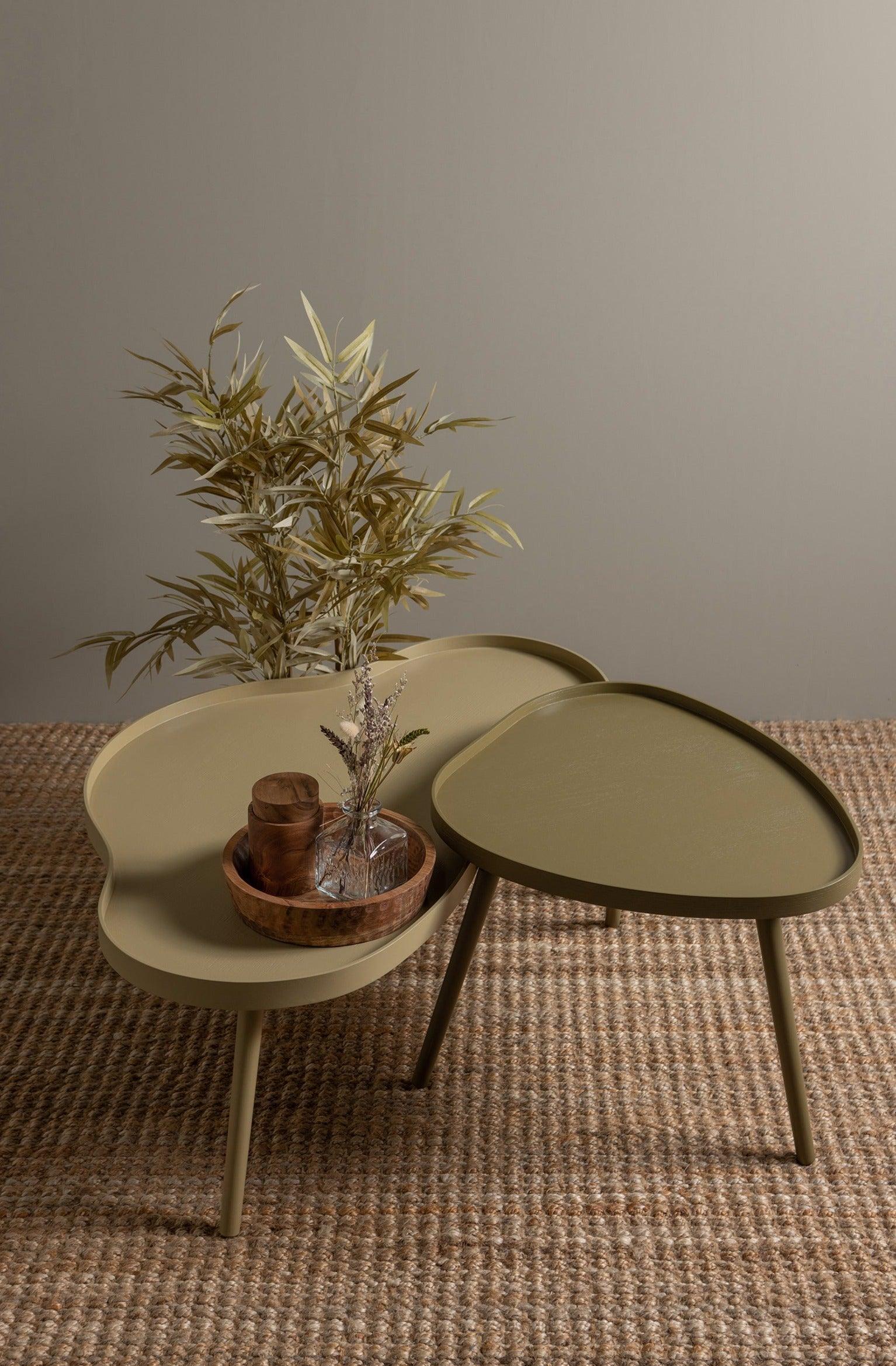 Stolik boczny MAE drewno sosnowe Woood Eye on Design