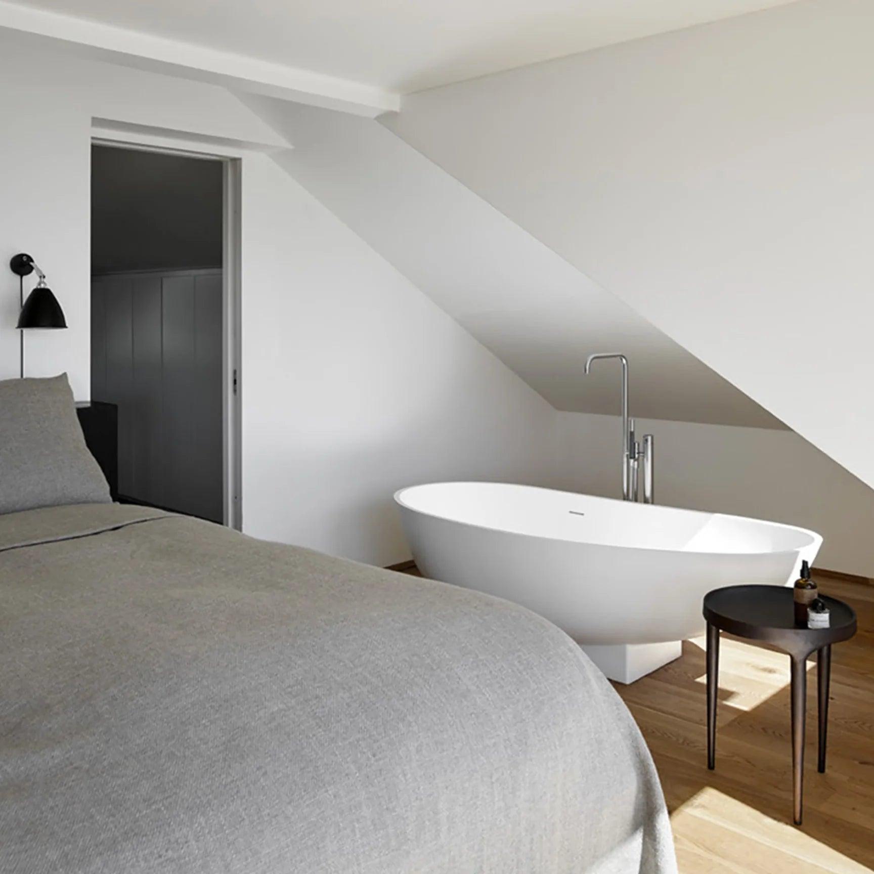 Stolik boczny PHANTOM ciemnobrązowy 101 Copenhagen Eye on Design