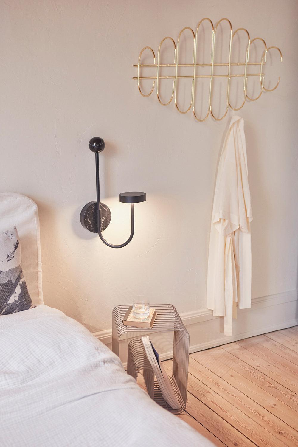 Stolik CURVA taupe AYTM Eye on Design