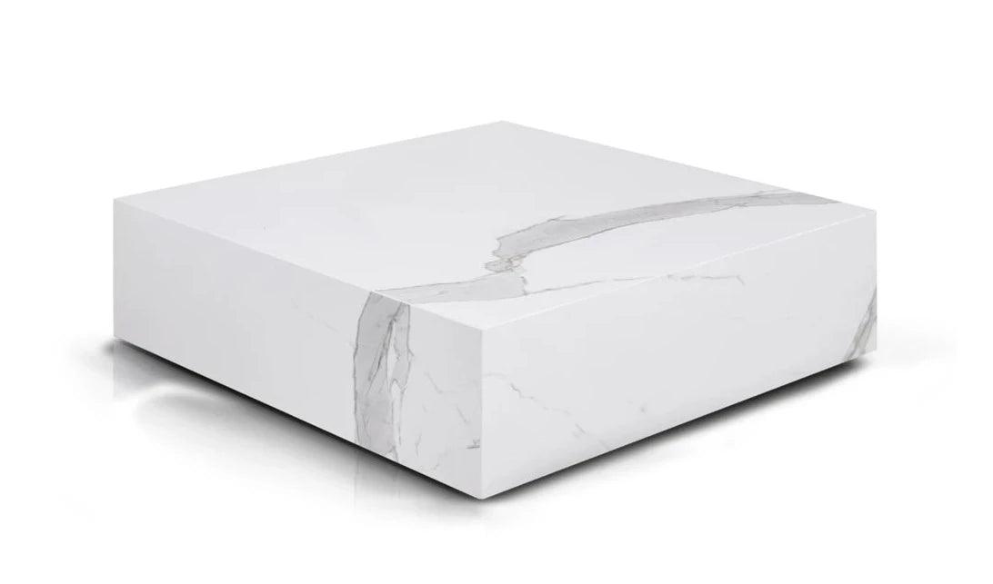 Stolik kawowy AMARAL spiek kwarcowy Rosanero Eye on Design