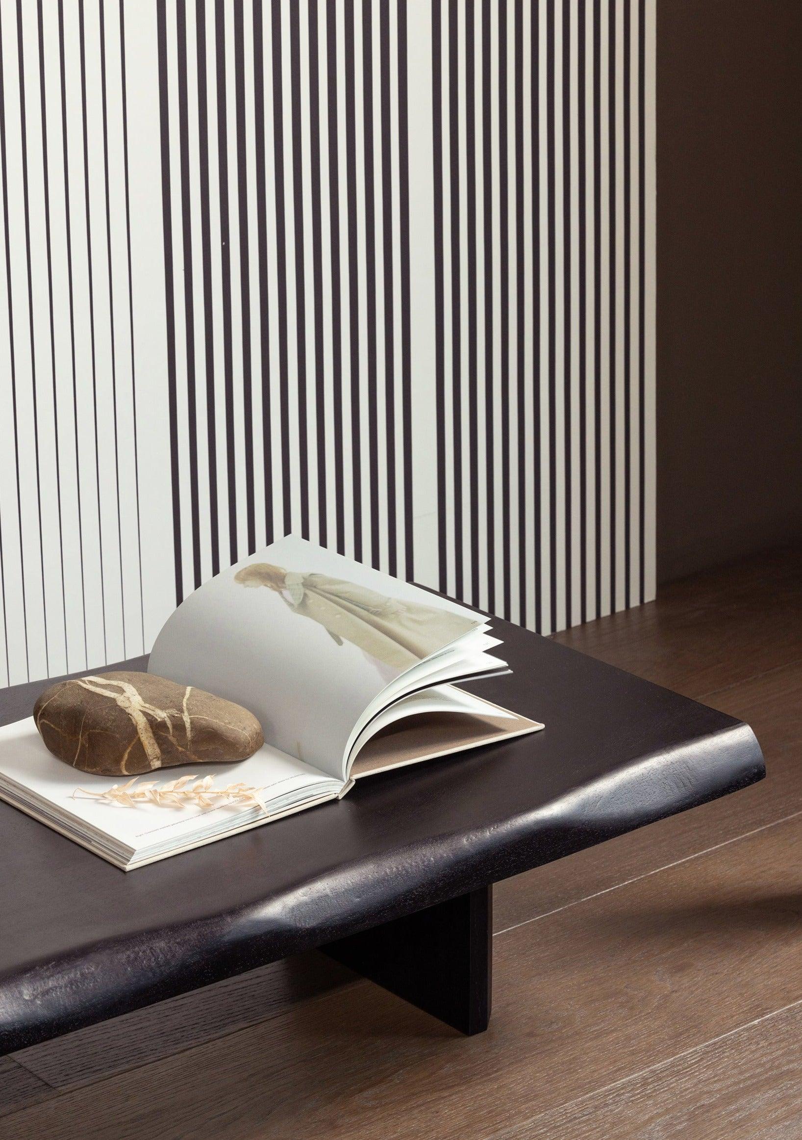 Stolik kawowy CALI czarne drewno mango Woood Exclusive Eye on Design