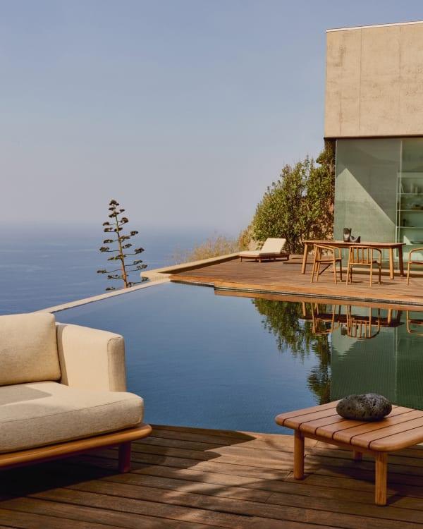 Stolik kawowy TURQUETA drewno tekowe La Forma Eye on Design