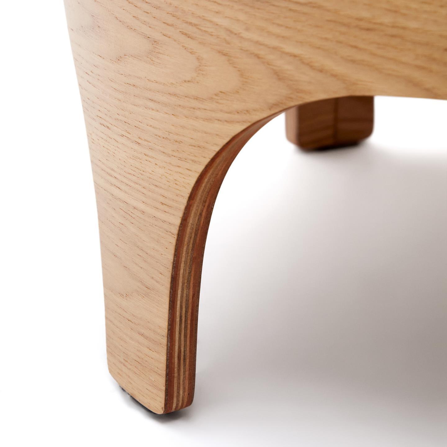 Stolik nocny OCTAVIA sklejka jesionowa La Forma Eye on Design
