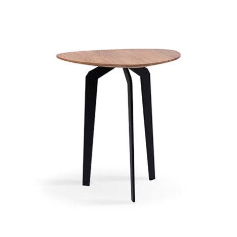 Stolik pomocniczy FEZA drewniany z czarną podstawą Nobonobo Eye on Design