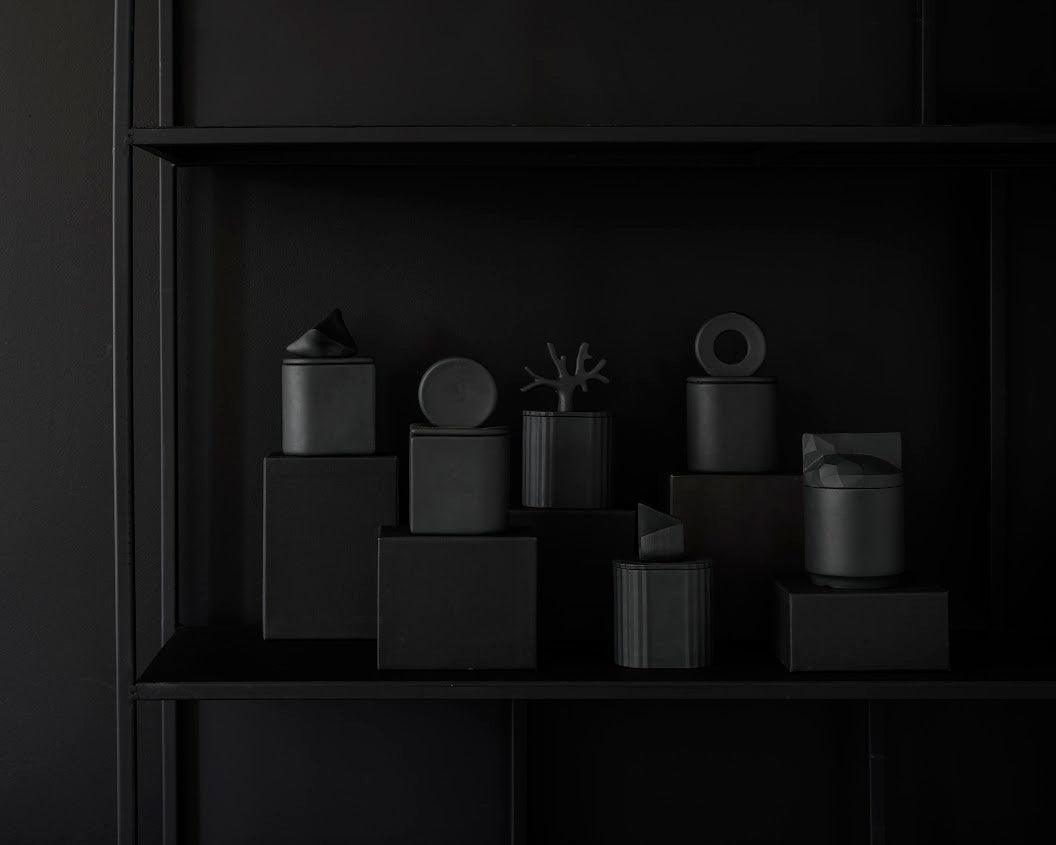 Świeca zapachowa KI czarny – Kyuka Design
