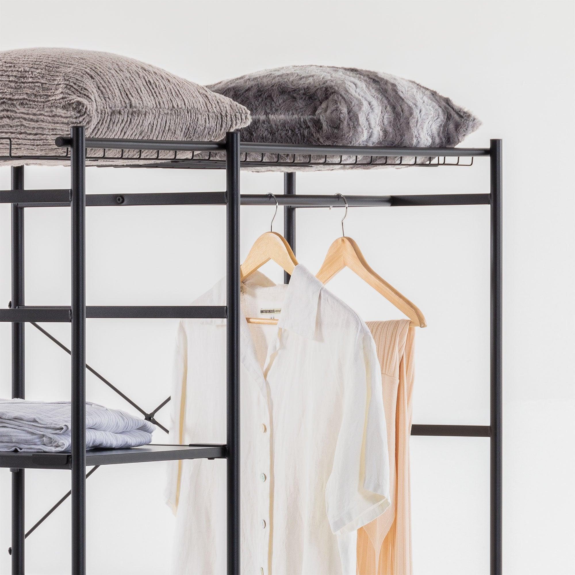 Szafa STORN czarny La Forma Eye on Design