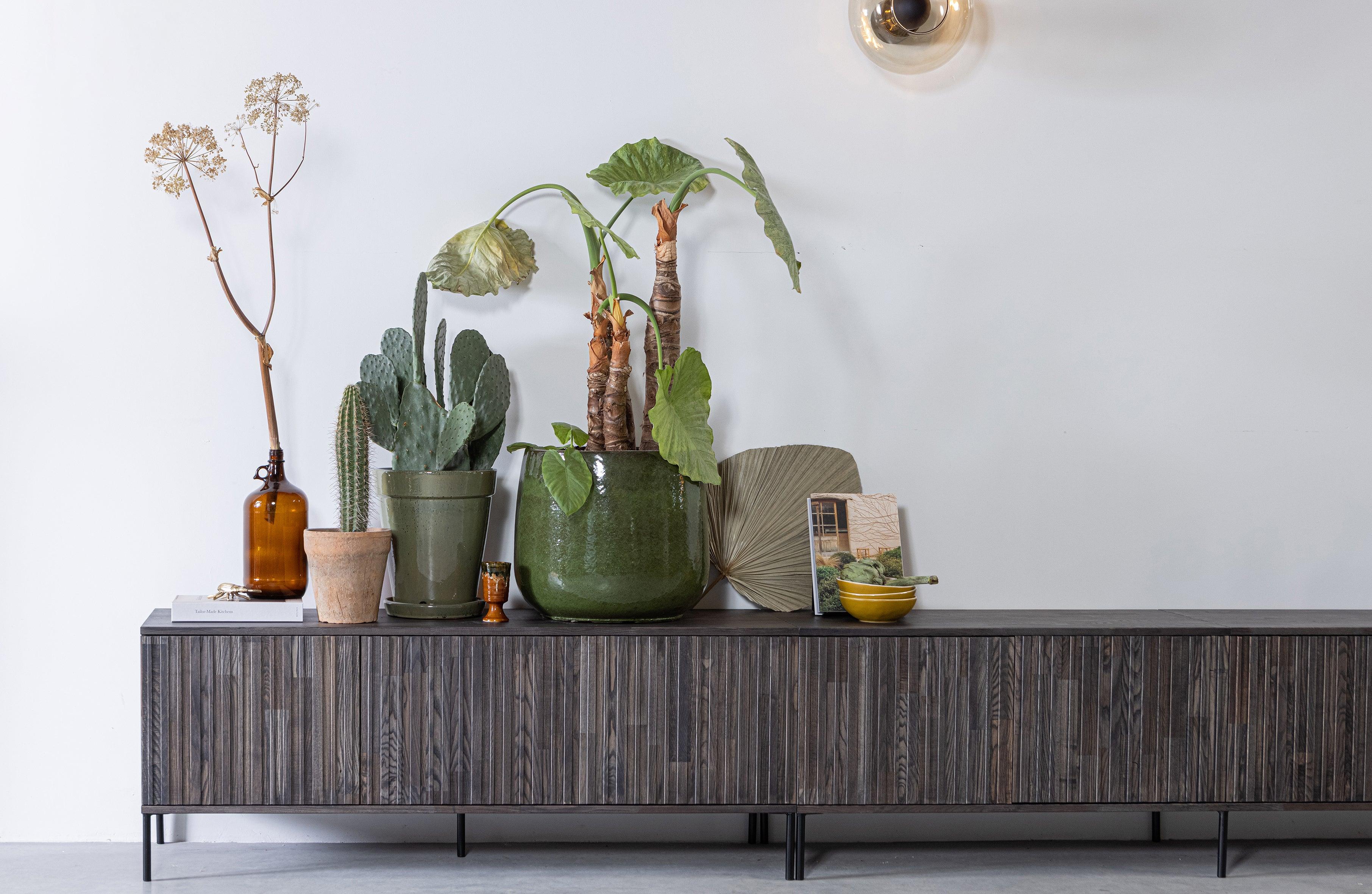 Szafka długa RTV GRAVURE drewno jesionowe Woood Exclusive Eye on Design