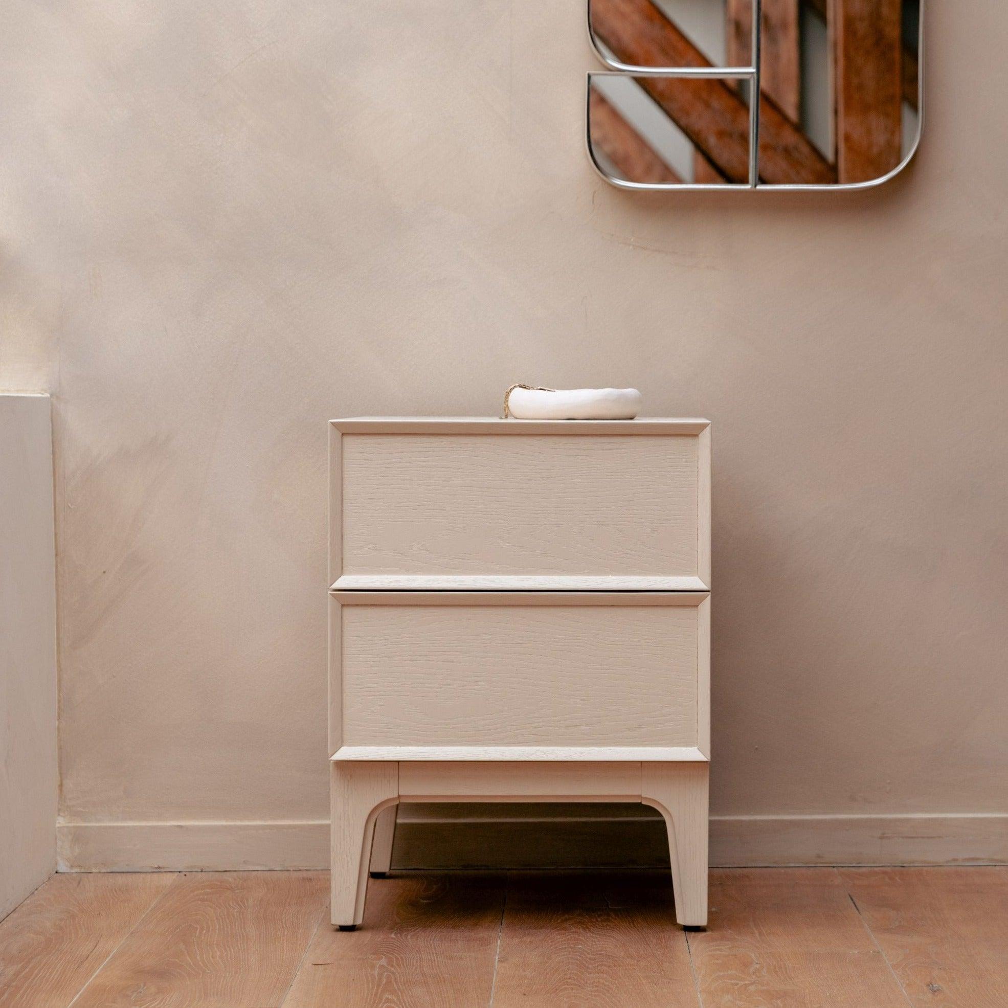 Szafka nocna JUNE kremowy Zuiver Eye on Design