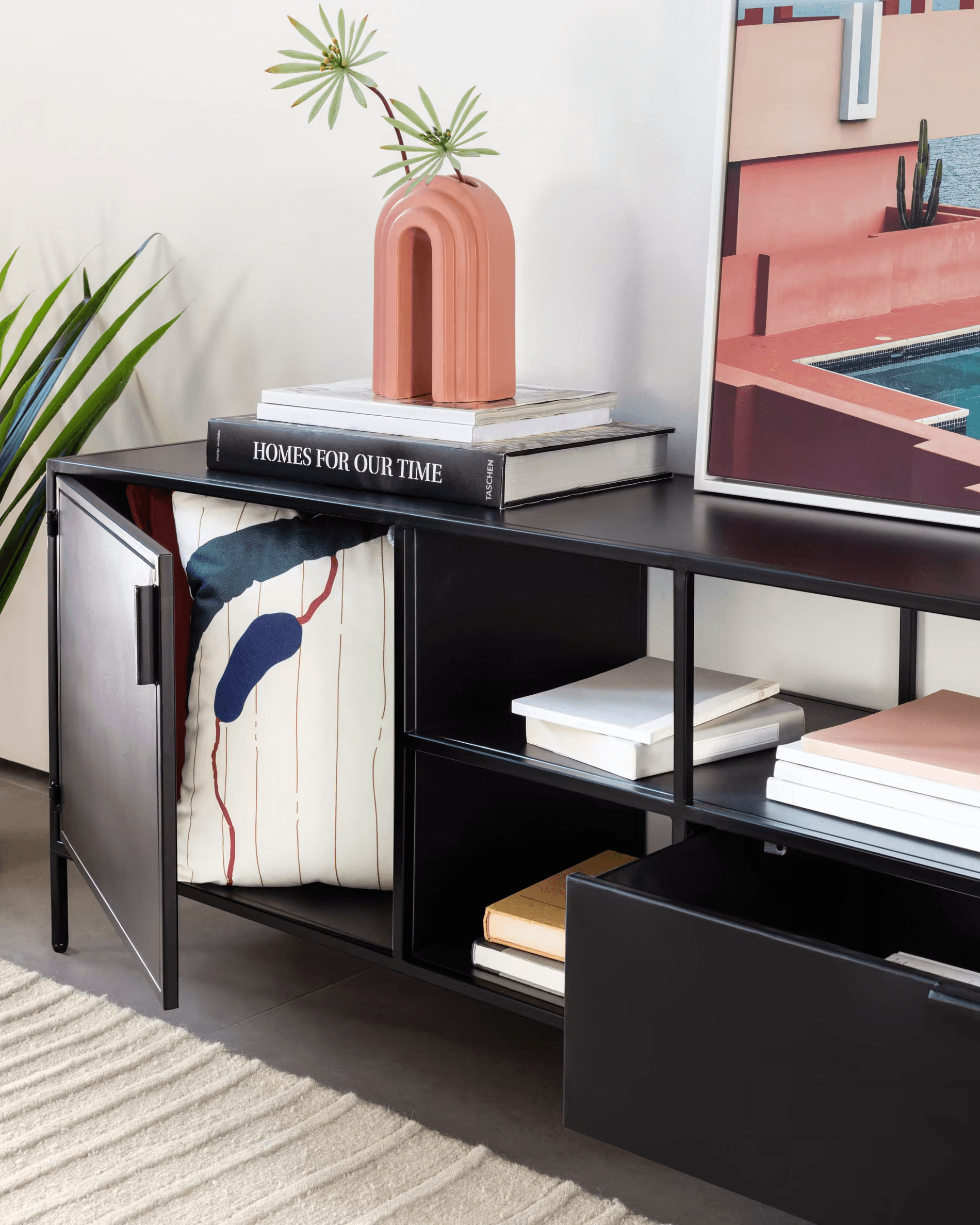 Szafka RTV SHANTAY czarny La Forma Eye on Design