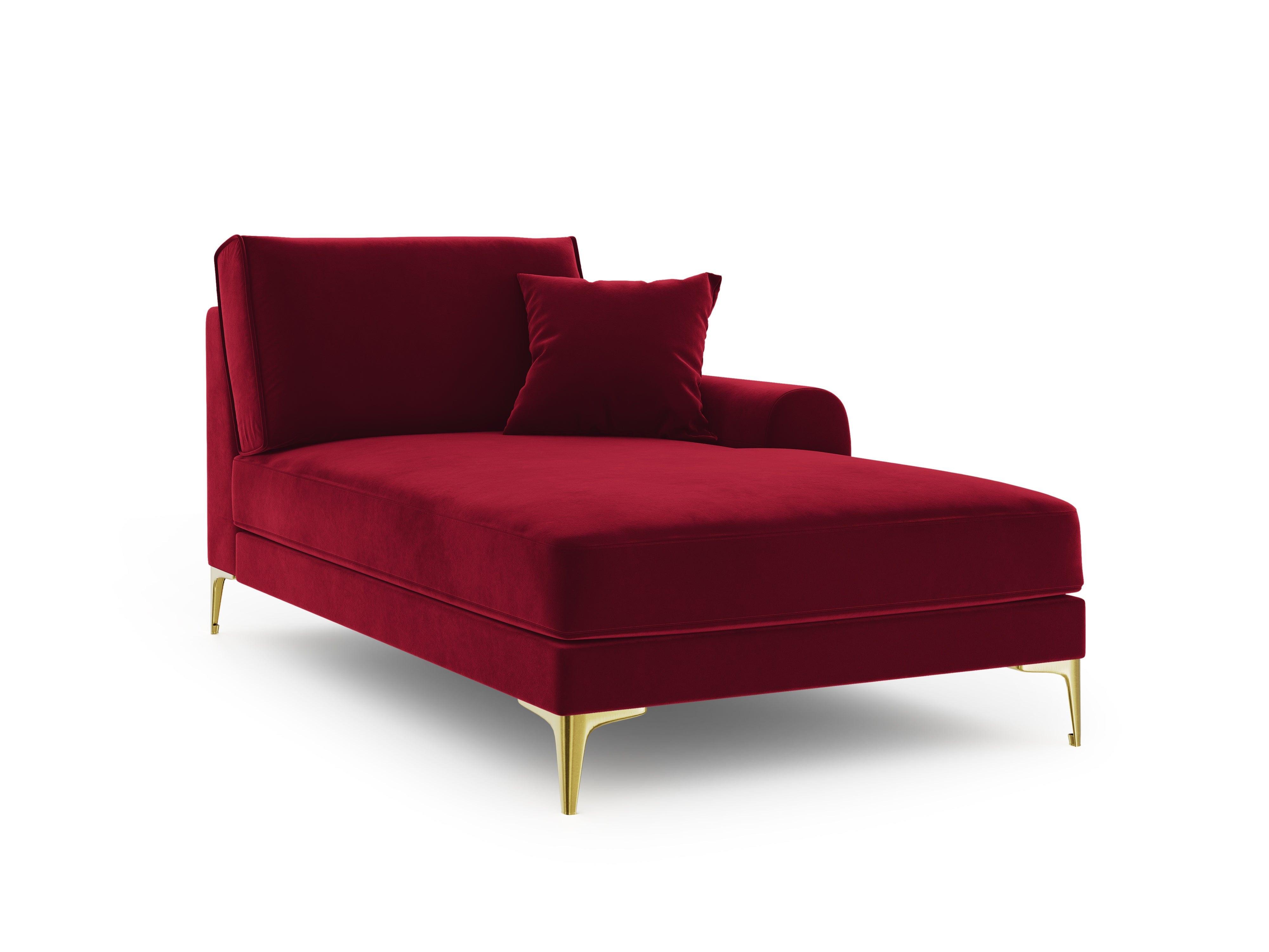 Szezlong aksamitny prawostronny MADARA czerwony ze złotą podstawą Mazzini Sofas Eye on Design