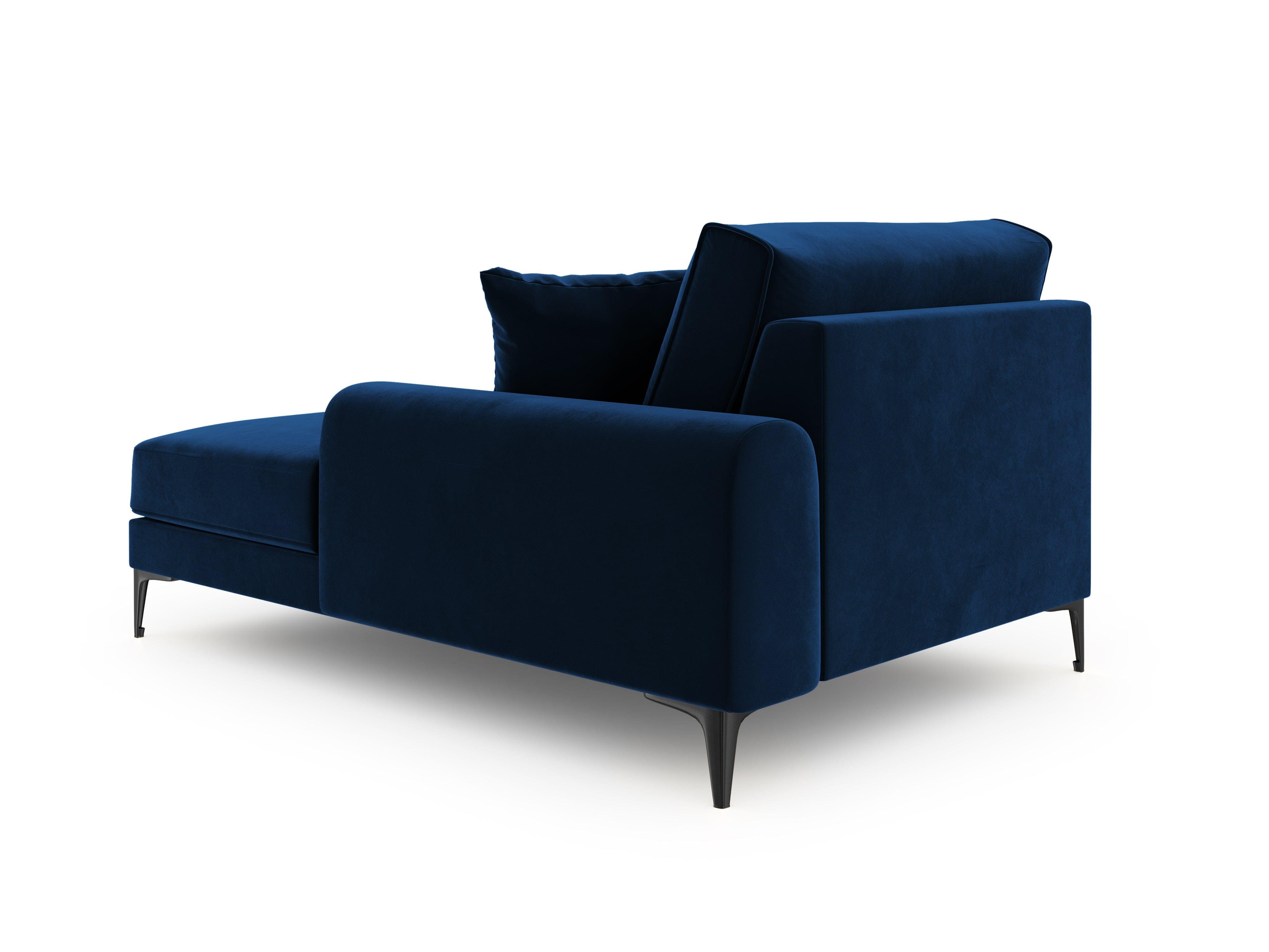 Szezlong aksamitny prawostronny MADARA królewski niebieski z czarną podstawą Mazzini Sofas Eye on Design