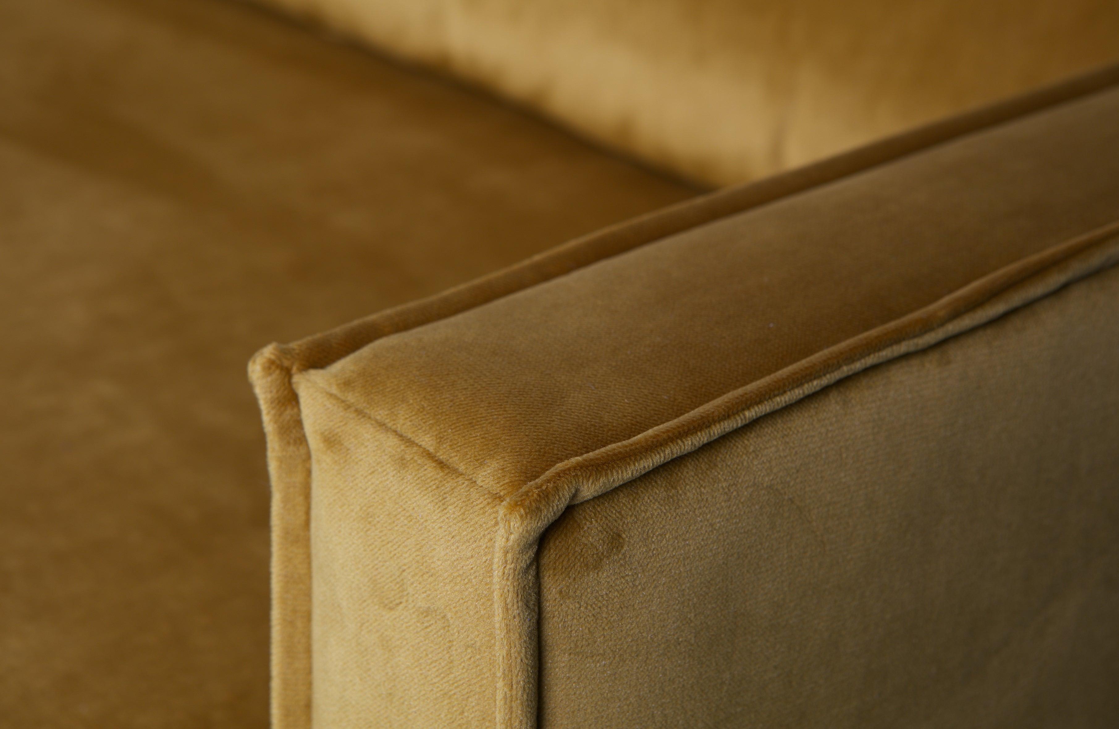 Szezlong aksamitny prawostronny RODEO musztardowy Be Pure Eye on Design