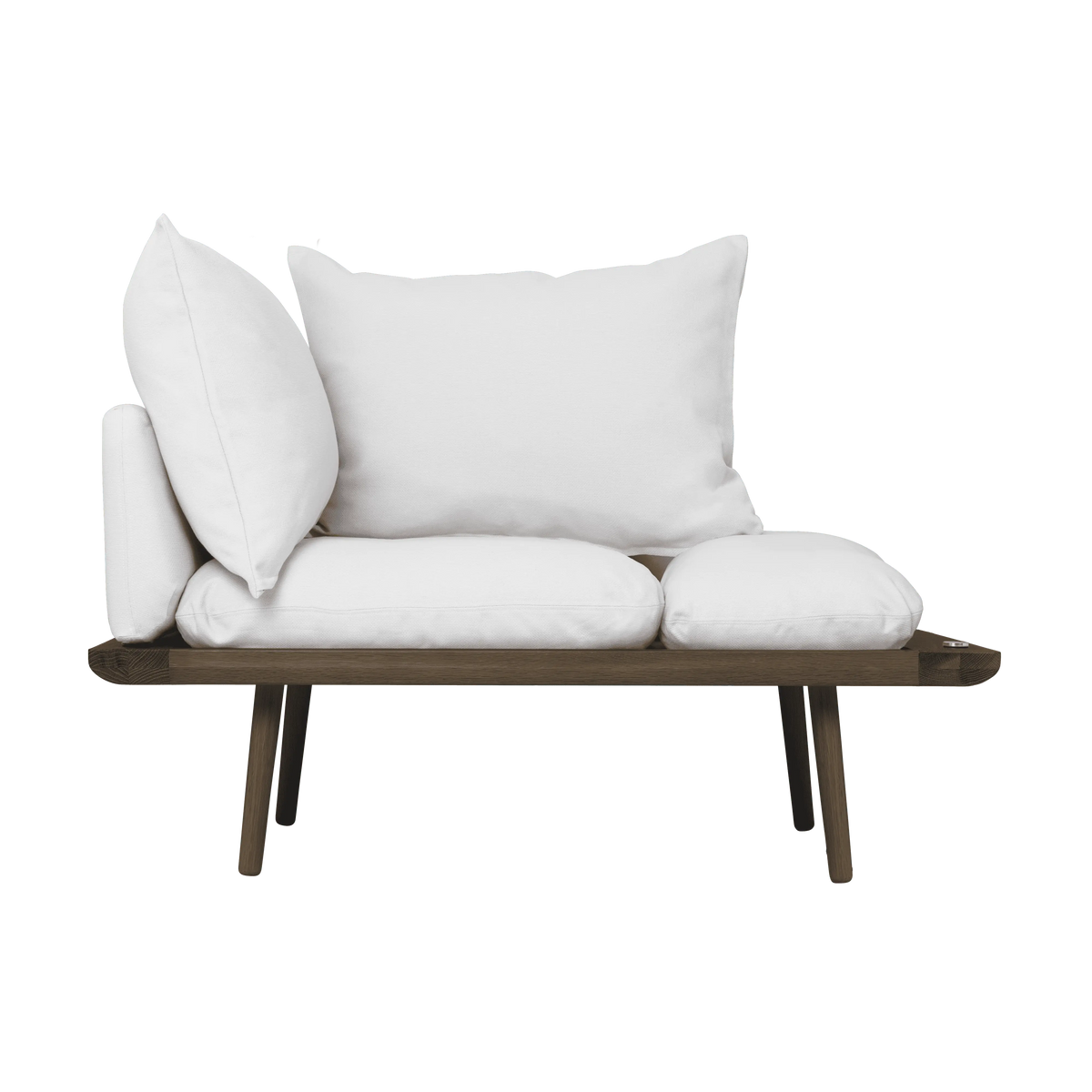 Szezlong LOUNGE AROUND baby blue z ciemno dębową podstawą do salonu