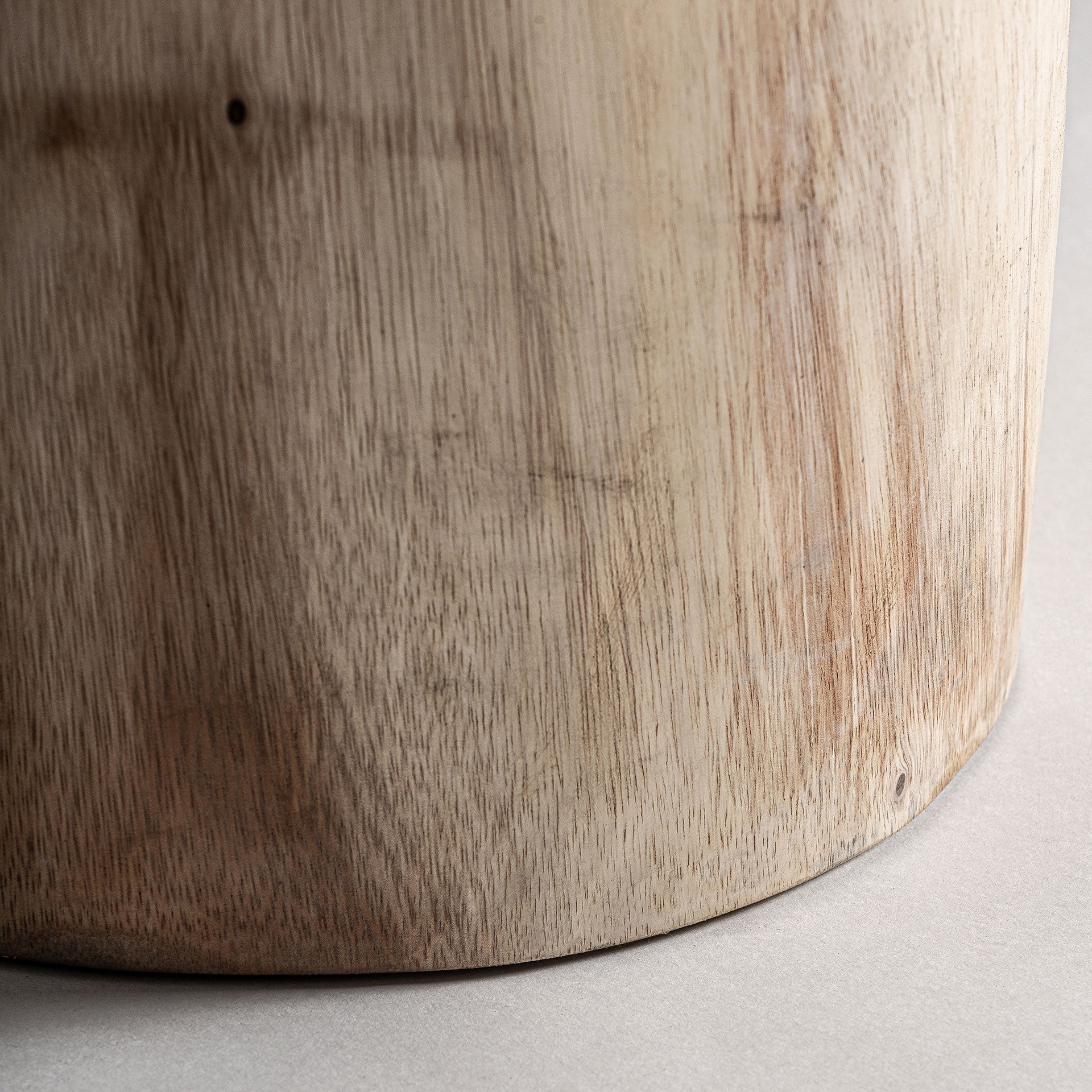 Barstoel APRICA suar hout