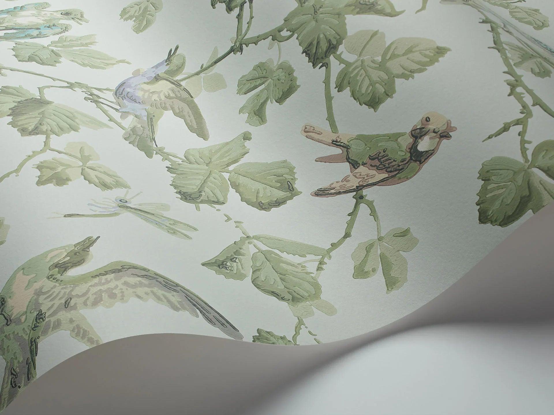 Tapeta ARCHIVE ANTHOLOGY - Winter Birds liliowy na jasnej zieleni Cole & Son Eye on Design