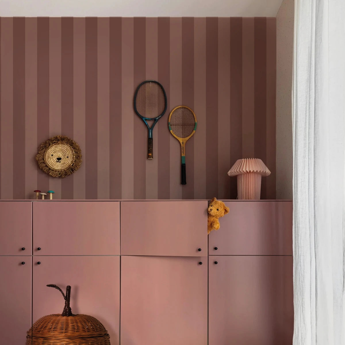 Vliesbehang met strepen BOLD STRIPE COCOA roze