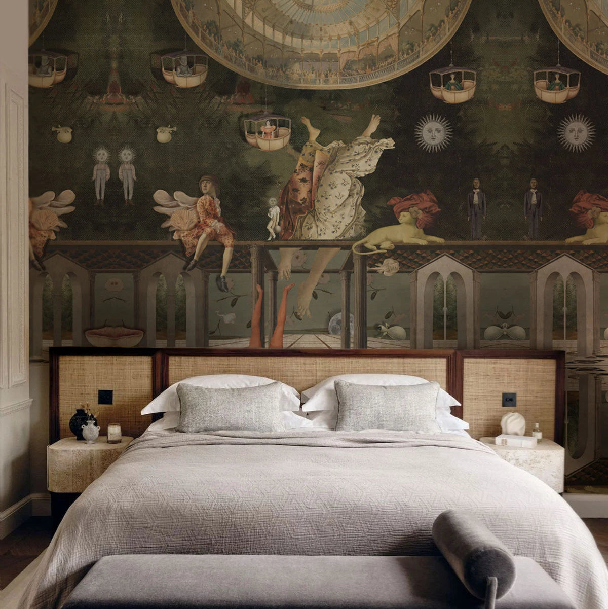 Behang met artistiek landschap CAROUSEL groen met goud