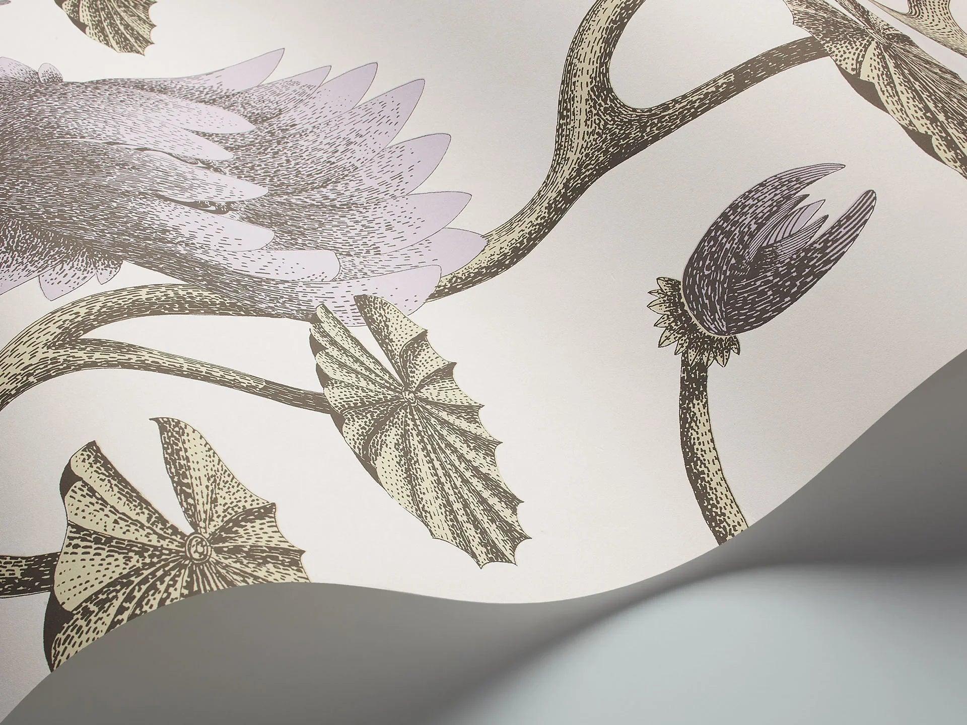 Tapeta CONTEMPORARY COLLECTION - Summer Lily fiolet na bieli Cole & Son Eye on Design