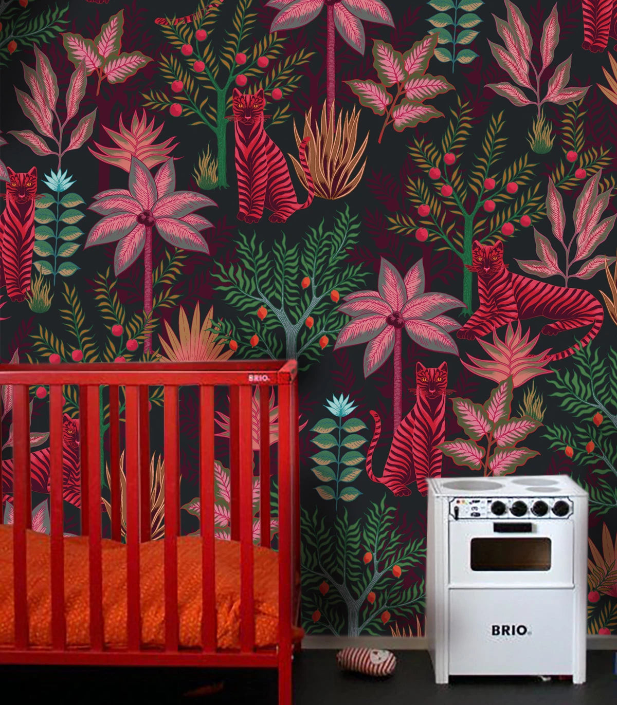 Behang met planten- en dierenmotief Gouden Tijgers Zwart zwart met rood