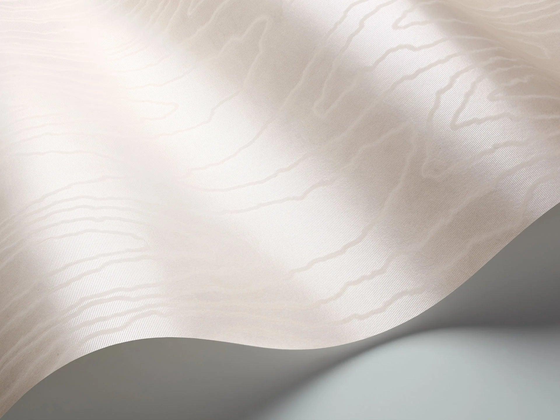 Tapeta LANDSCAPE PLAINS - Watered Silk perłowy fiolet Cole & Son Eye on Design