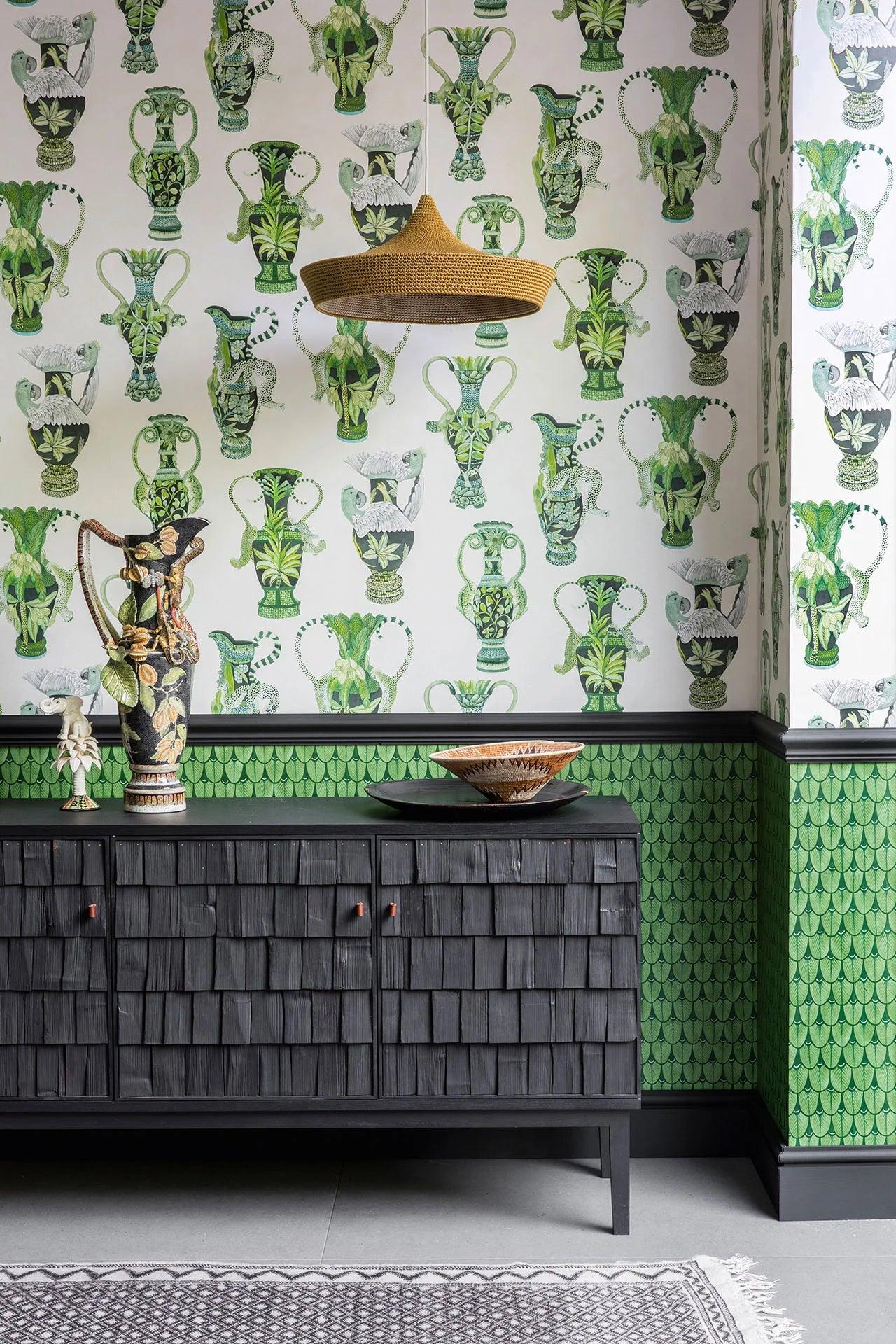 Tapeta THE ARDMORE COLLECTION - Khulu Vases zielony Cole & Son Eye on Design