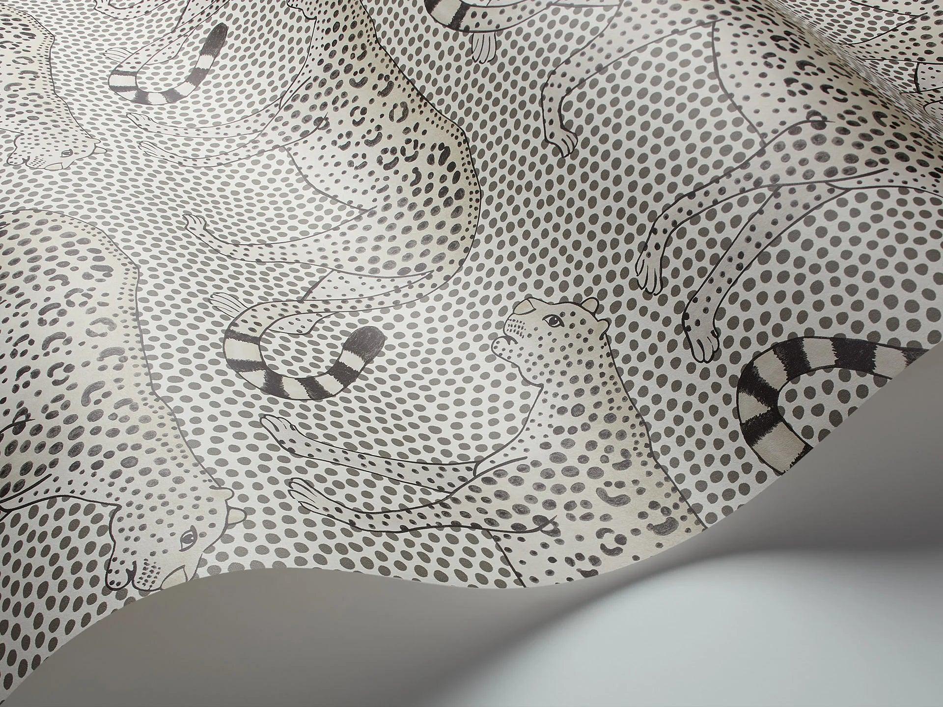 Tapeta THE ARDMORE COLLECTION - Leopard Walk szaro-beżowy Cole & Son Eye on Design