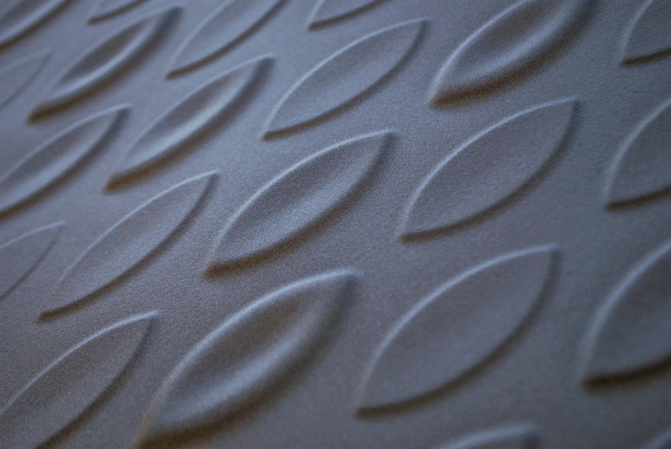 Tapeta trójwymiarowa FLYING CORAL FISH - SILVER GREY Arte Eye on Design