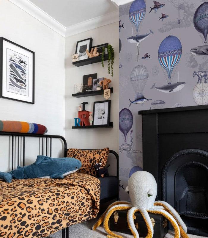 Tapeta VINTAGE BALLOONS purpurowy Wallcolors Eye on Design