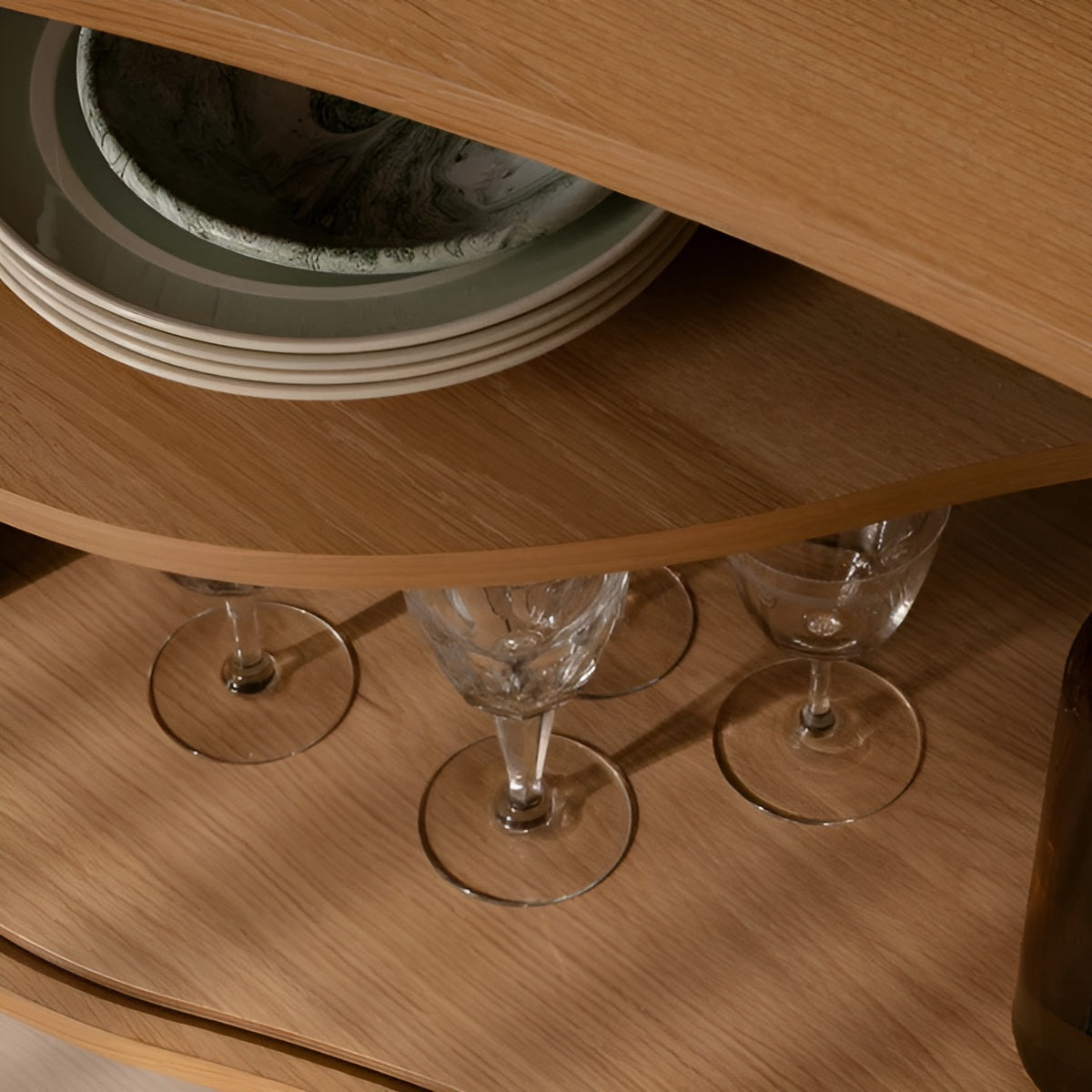 Kommode AUDACIOUS grün mit dunkler Eiche