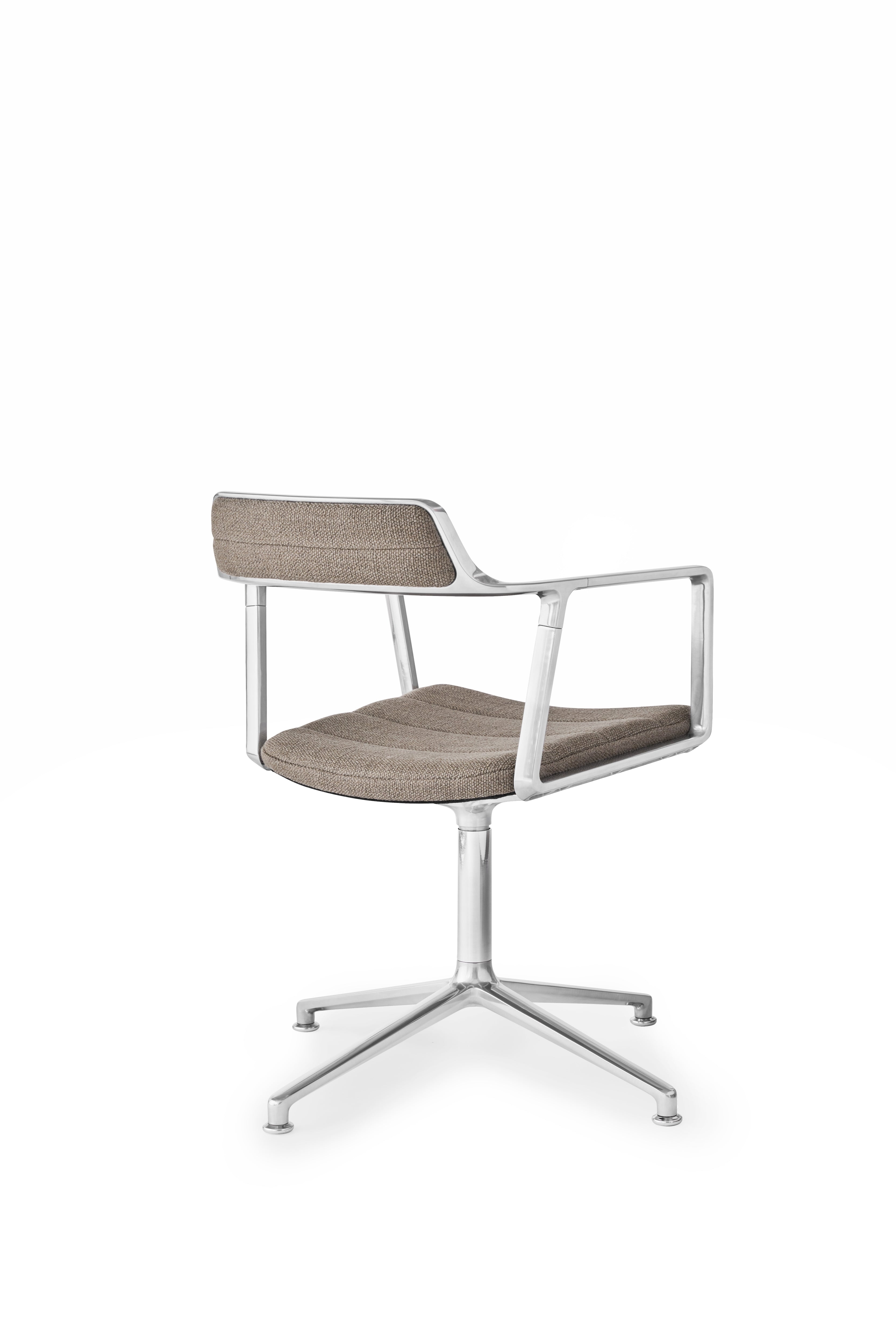 Bureau stoel 452 zandkleurige stof met metalen basis