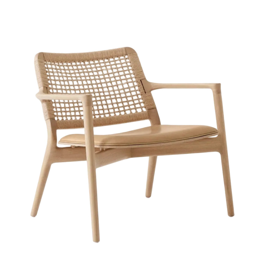 Fauteuil CABIN karamelkleurig leer met lichte eiken basis