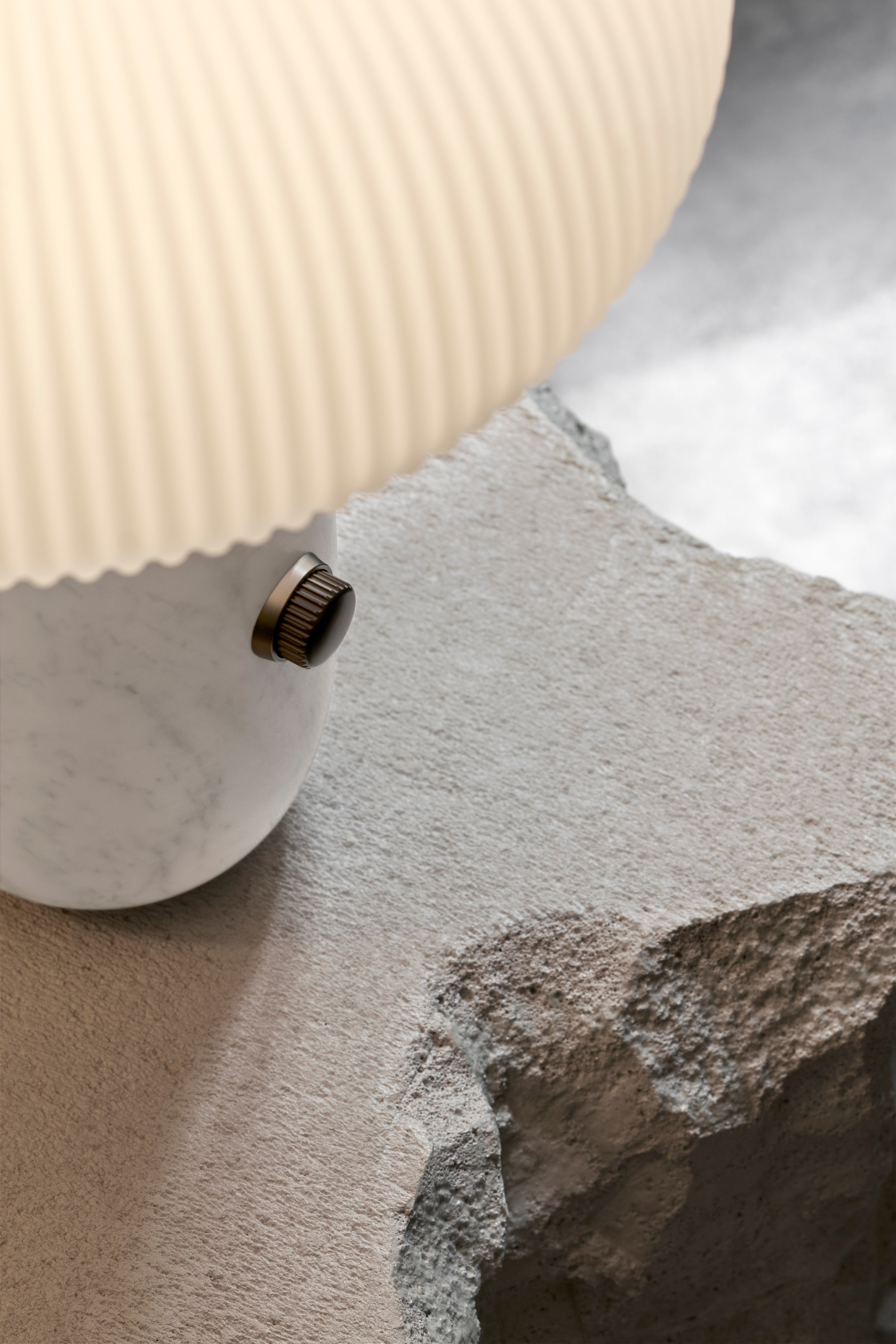 Tafellamp SCULPTURE wit marmer