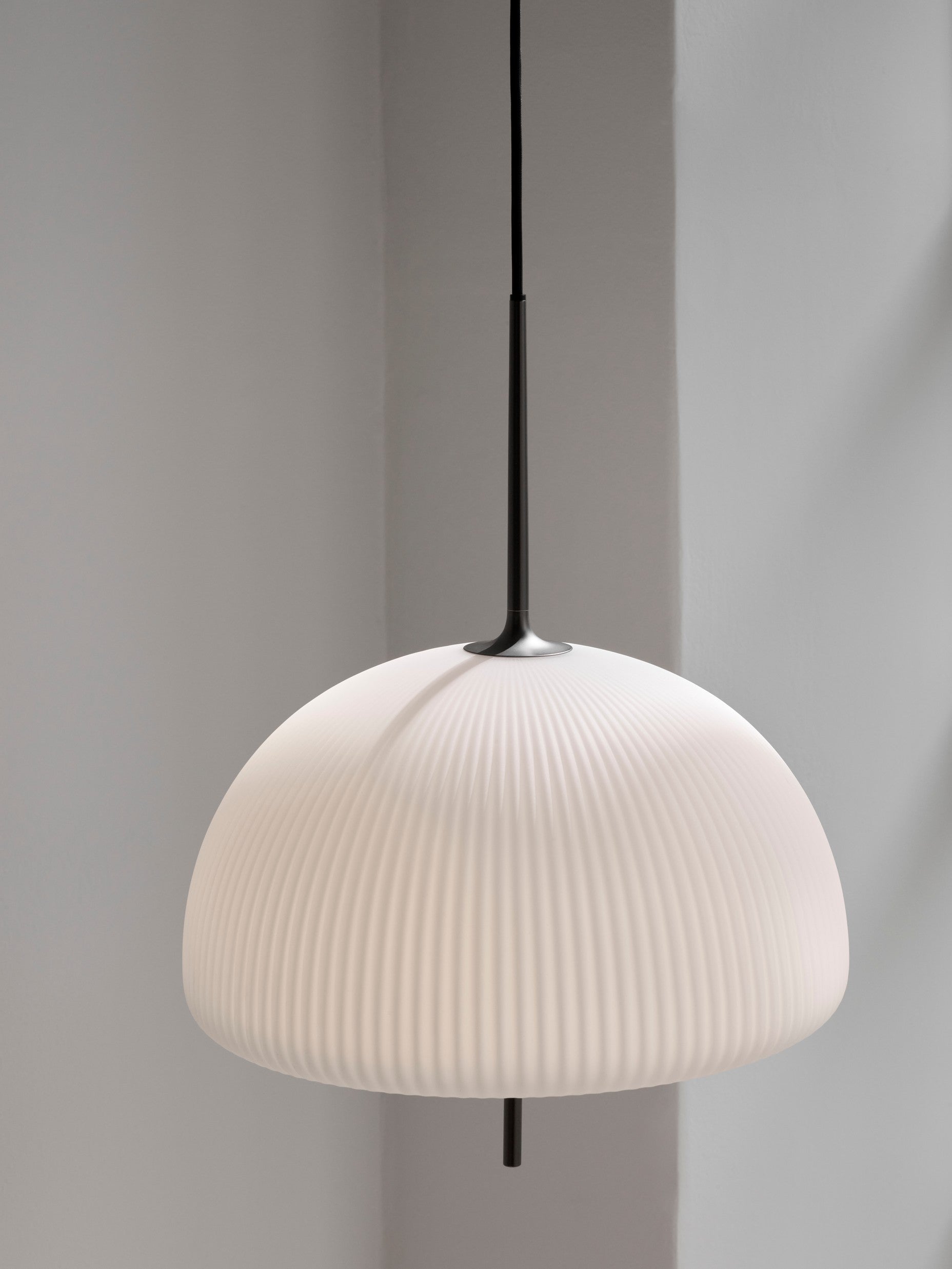 Hanglamp SCULPTURE witte kap