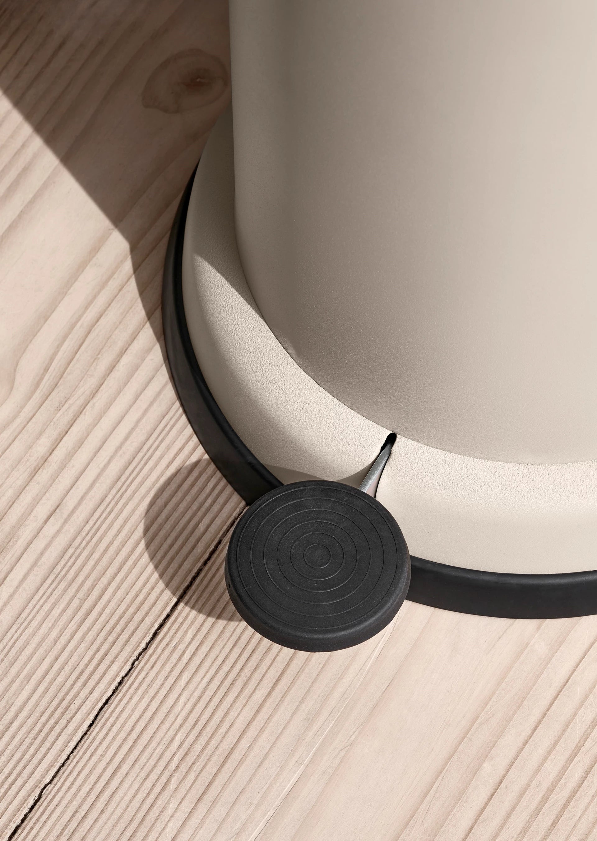 Trash Can PEDAL BIN beige