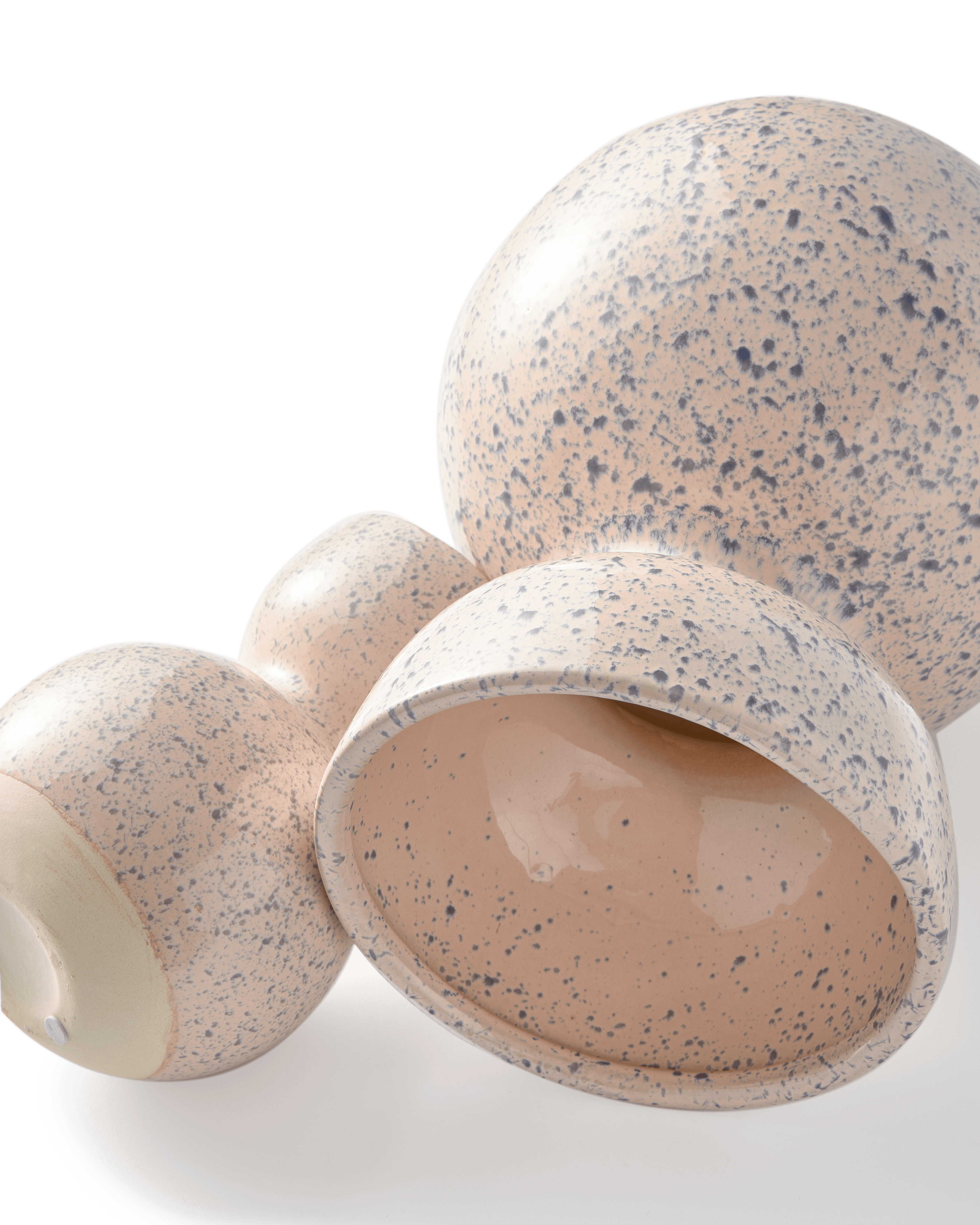 Wazon BOOLB beżowy w plamki Pols Potten Eye on Design