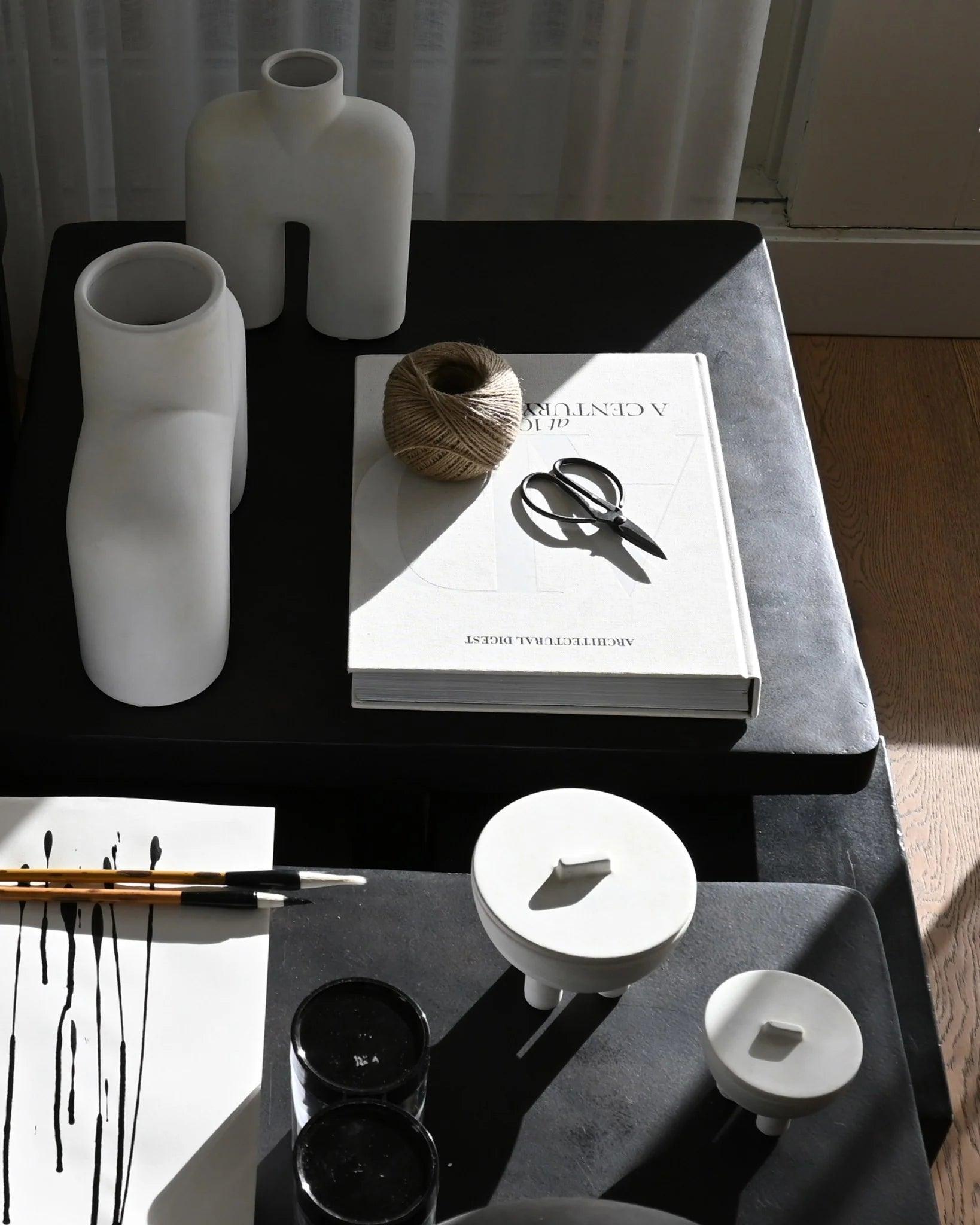 Wazon COBRA UNO BONE biały 101 Copenhagen Eye on Design