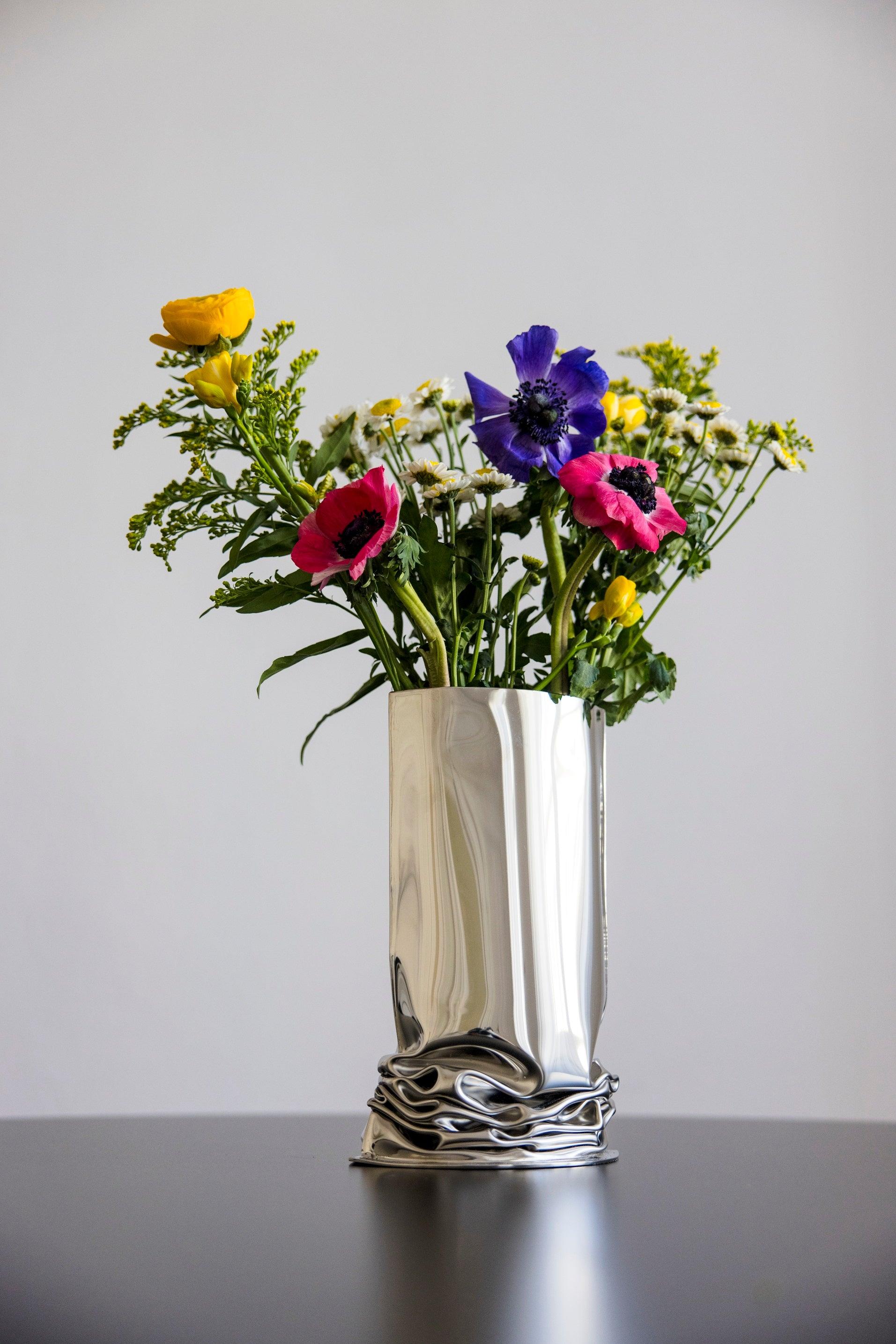 Wazon CRASH inox Zieta Studio Eye on Design